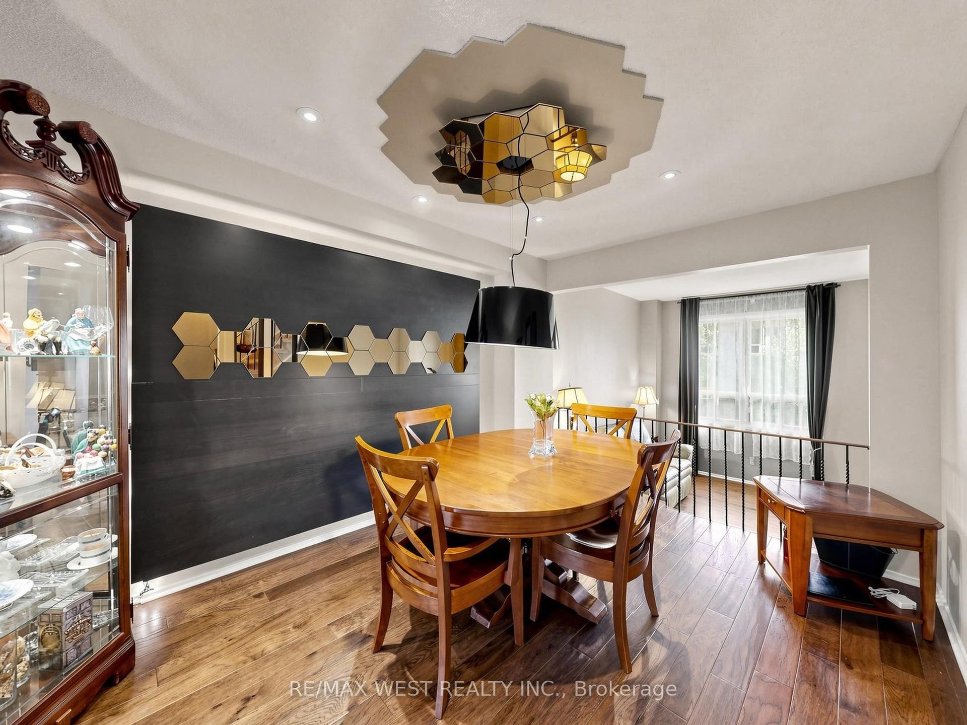 121 Poplar Crescent, #44, Aurora, York ON L4G 3M4