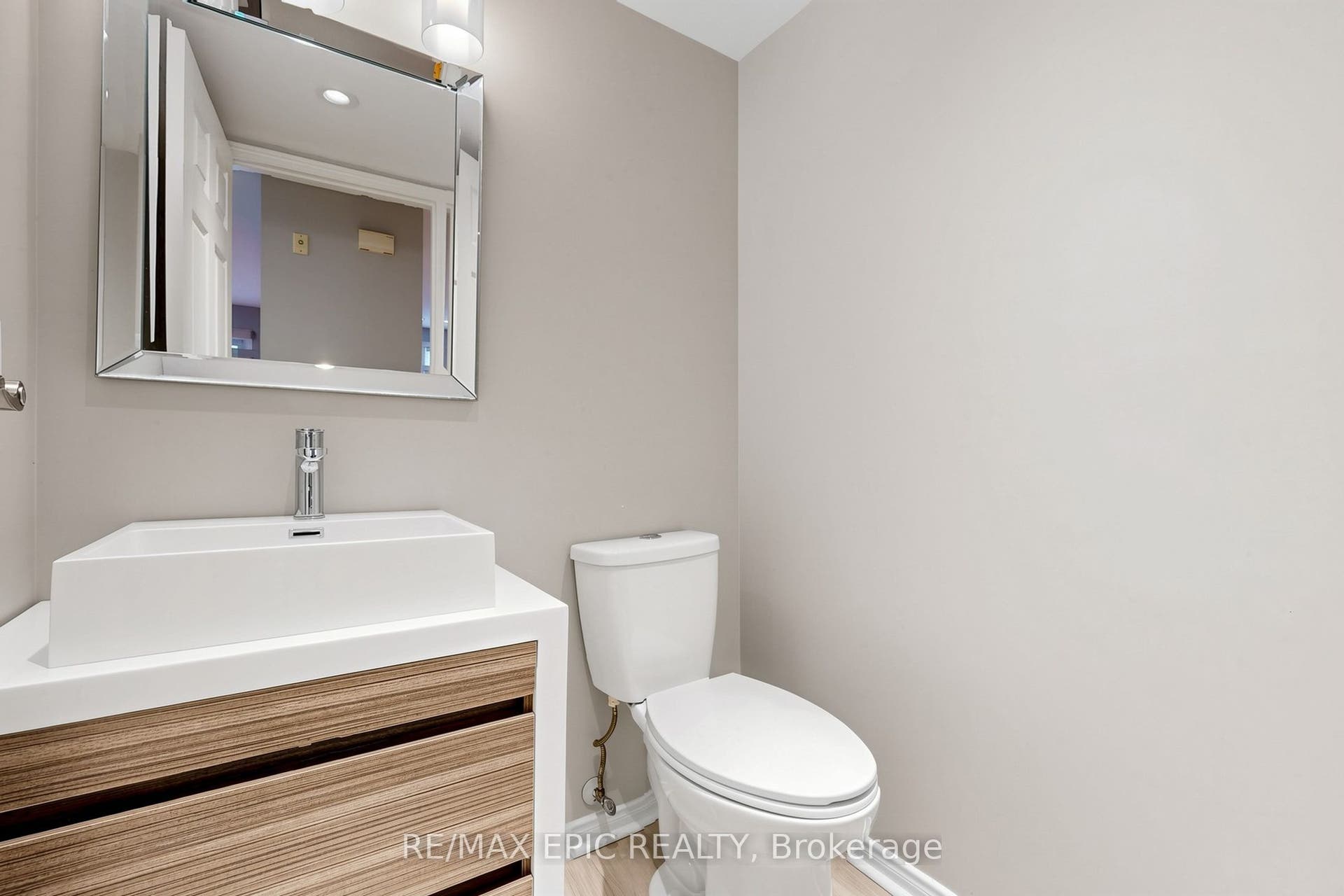 75 Weldrick Road E, #732, Richmond Hill, York ON L4C 0H9