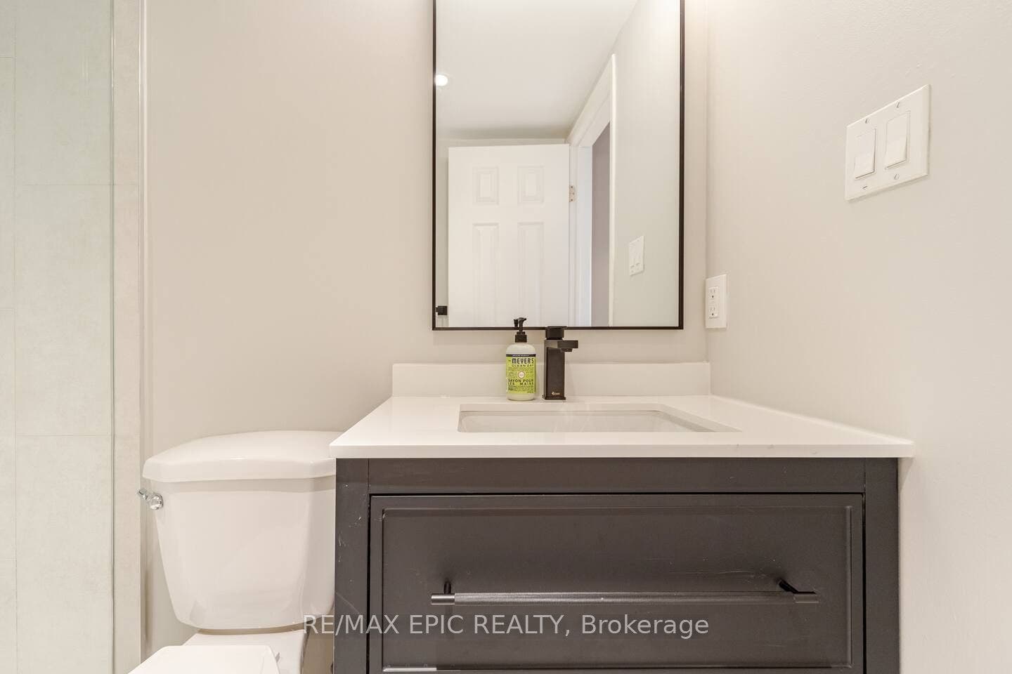 75 Weldrick Road E, #732, Richmond Hill, York ON L4C 0H9