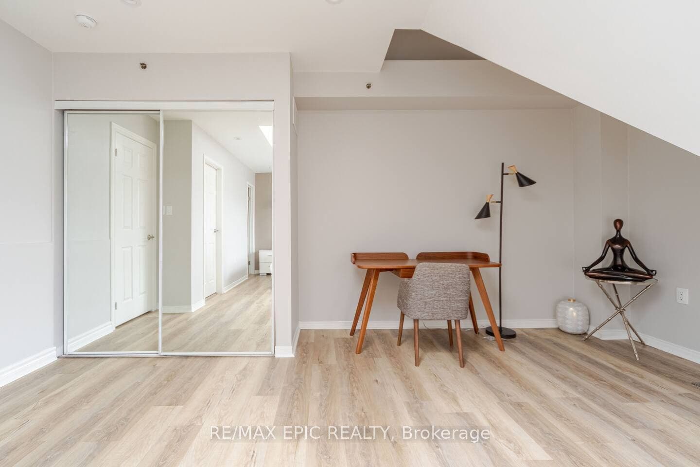 75 Weldrick Road E, #732, Richmond Hill, York ON L4C 0H9