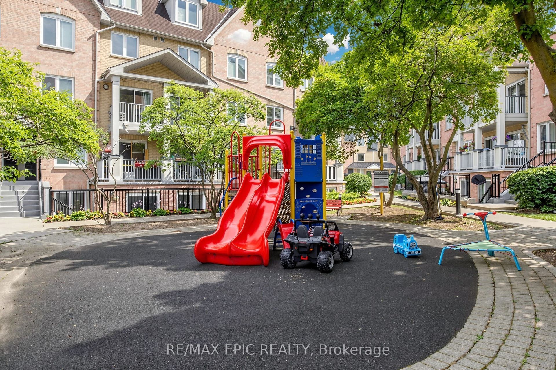 75 Weldrick Road E, #732, Richmond Hill, York ON L4C 0H9