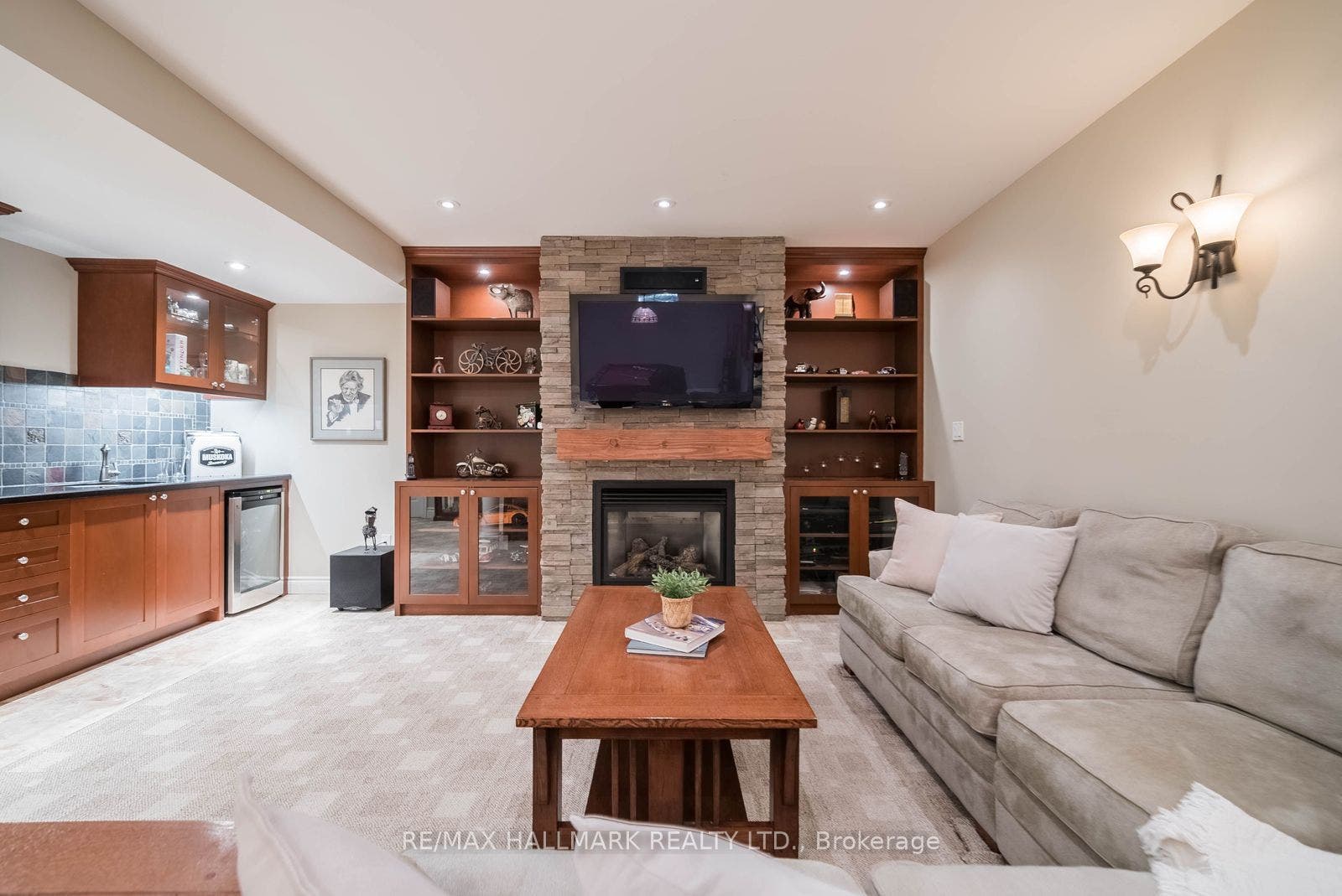 23 Maurovista Court, Whitchurch-Stouffville, York ON L4A 0E4