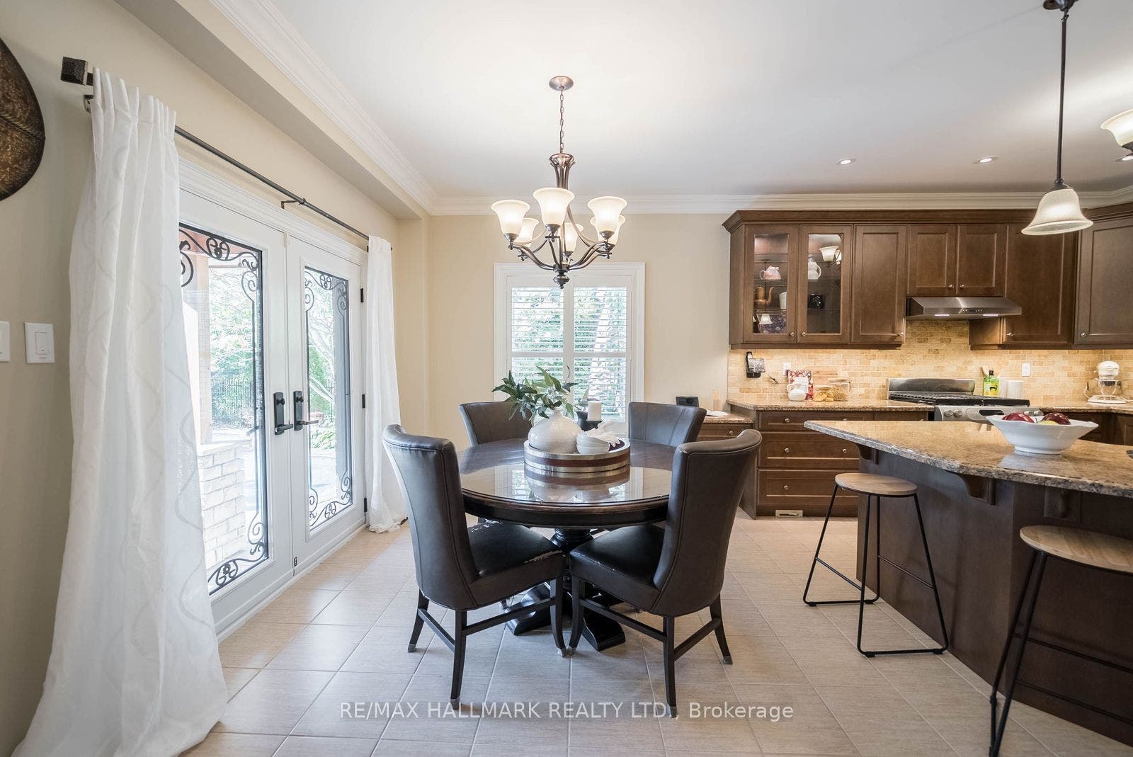 23 Maurovista Court, Whitchurch-Stouffville, York ON L4A 0E4