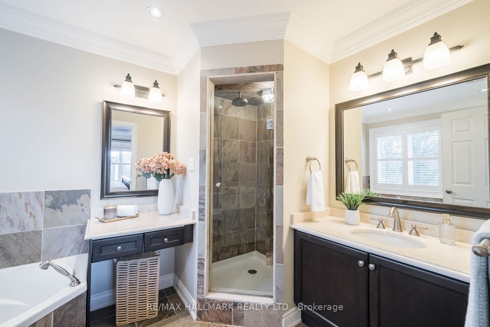23 Maurovista Court, Whitchurch-Stouffville, York ON L4A 0E4