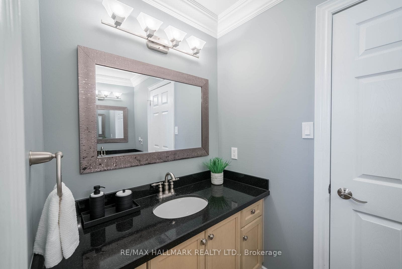 23 Maurovista Court, Whitchurch-Stouffville, York ON L4A 0E4