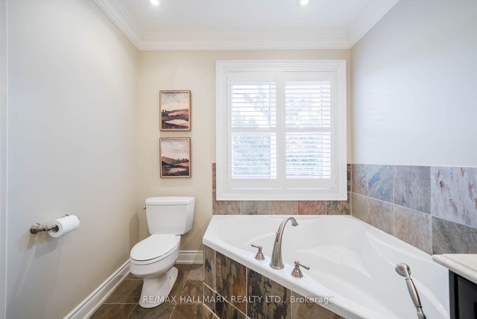23 Maurovista Court, Whitchurch-Stouffville, York ON L4A 0E4