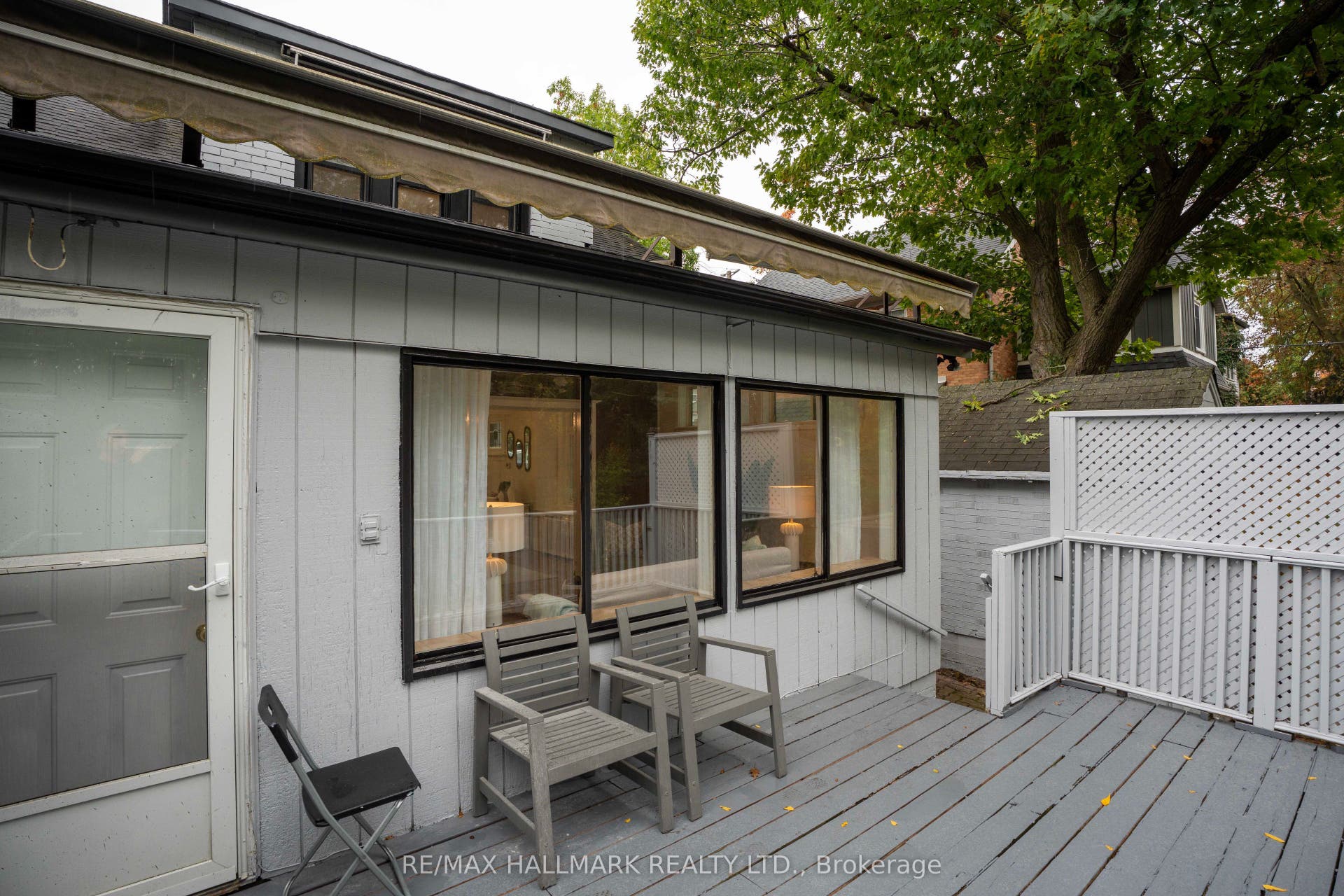20 Elizabeth Street S, Richmond Hill, York ON L4C 3V4