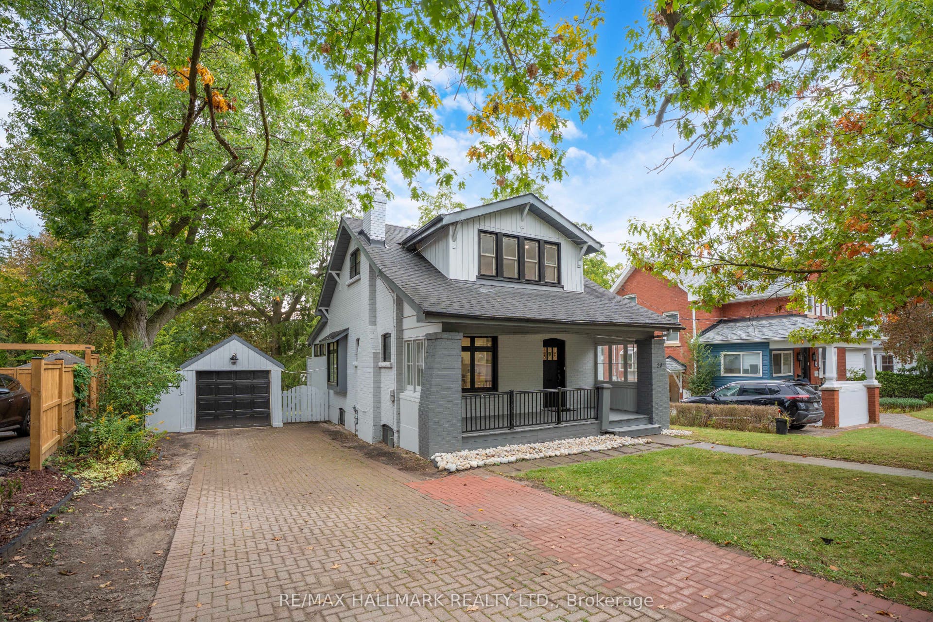 20 Elizabeth Street S, Richmond Hill, York ON L4C 3V4