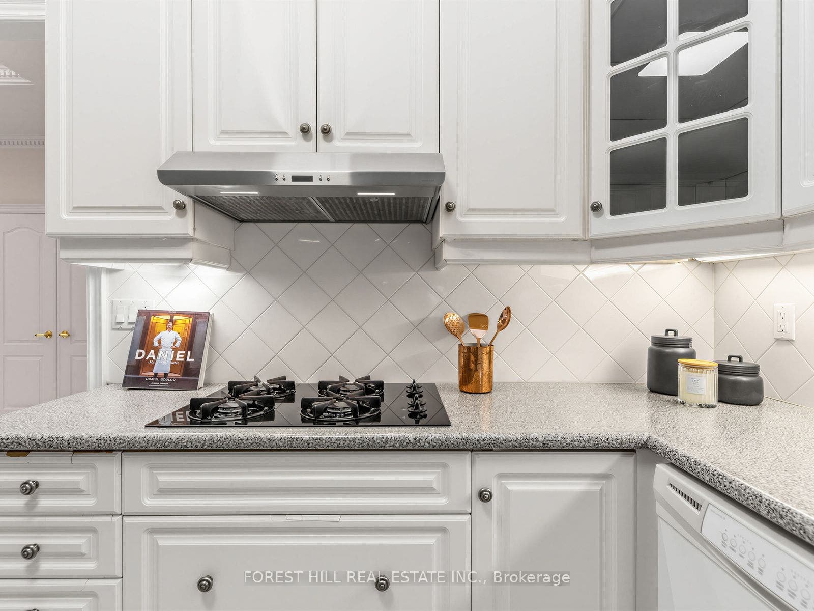 104 Sanibel Crescent, Vaughan, York ON L4J 8K7