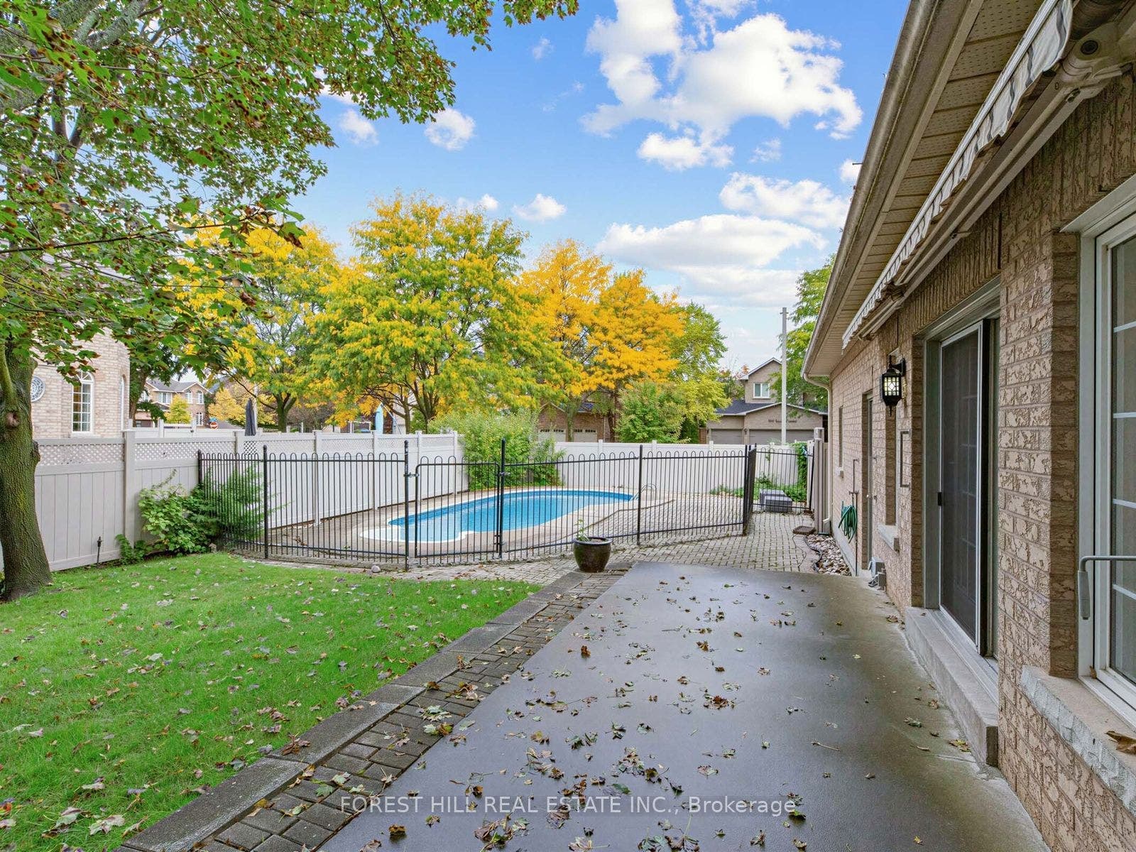 104 Sanibel Crescent, Vaughan, York ON L4J 8K7