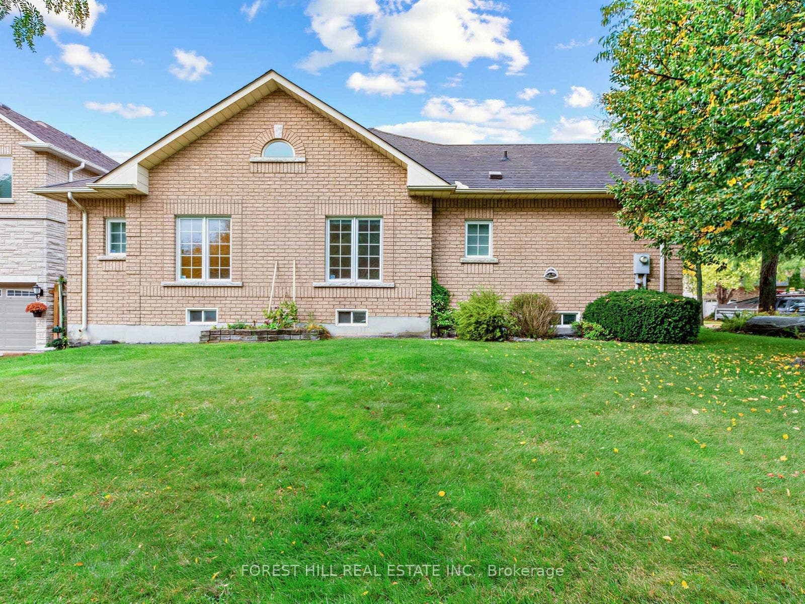 104 Sanibel Crescent, Vaughan, York ON L4J 8K7