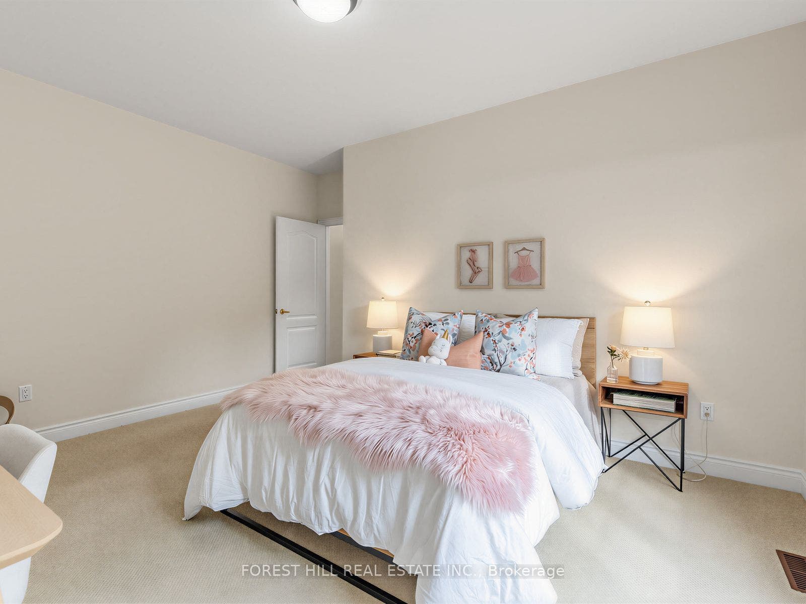 104 Sanibel Crescent, Vaughan, York ON L4J 8K7