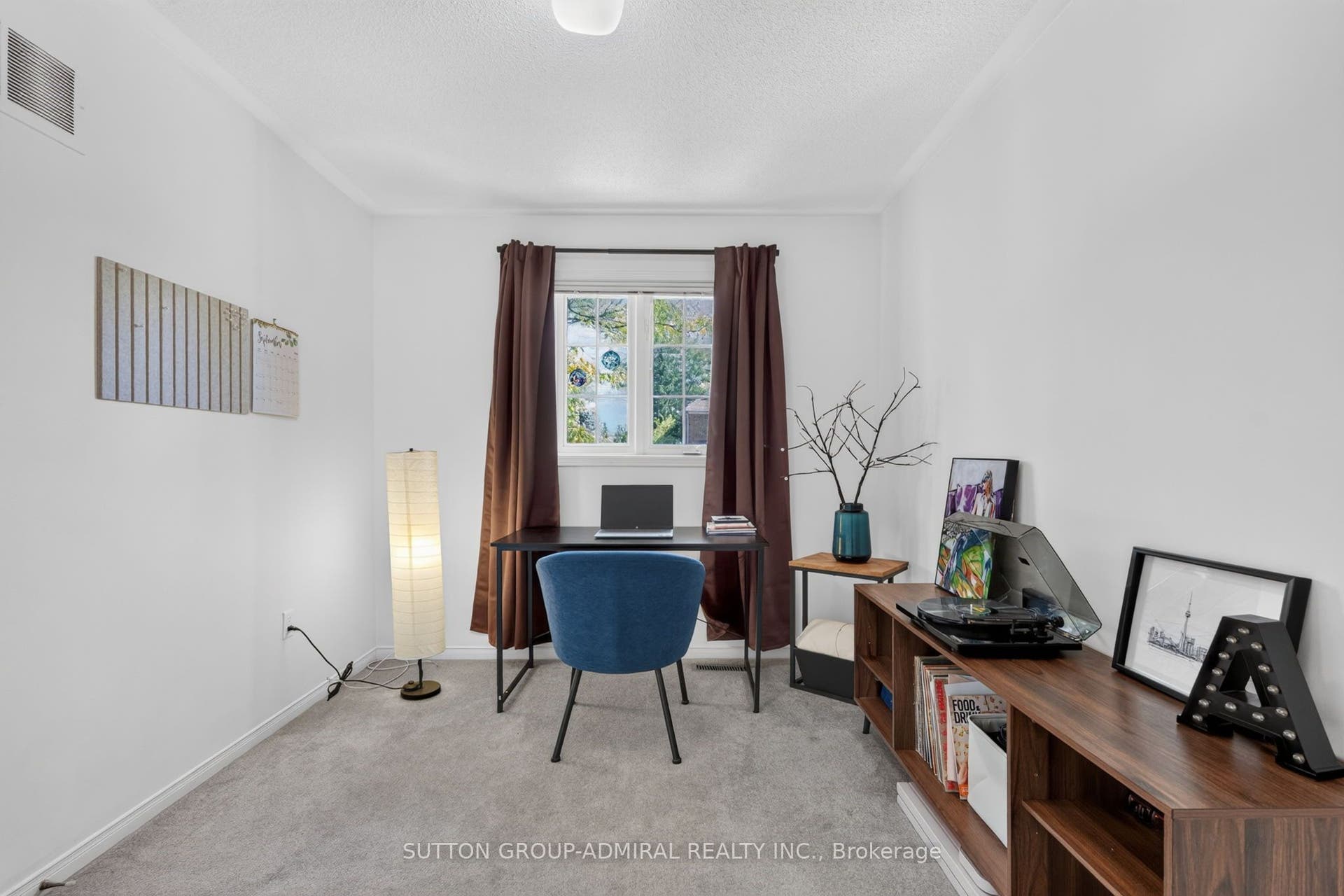359 John West Way, Aurora, York ON L4G 7J7
