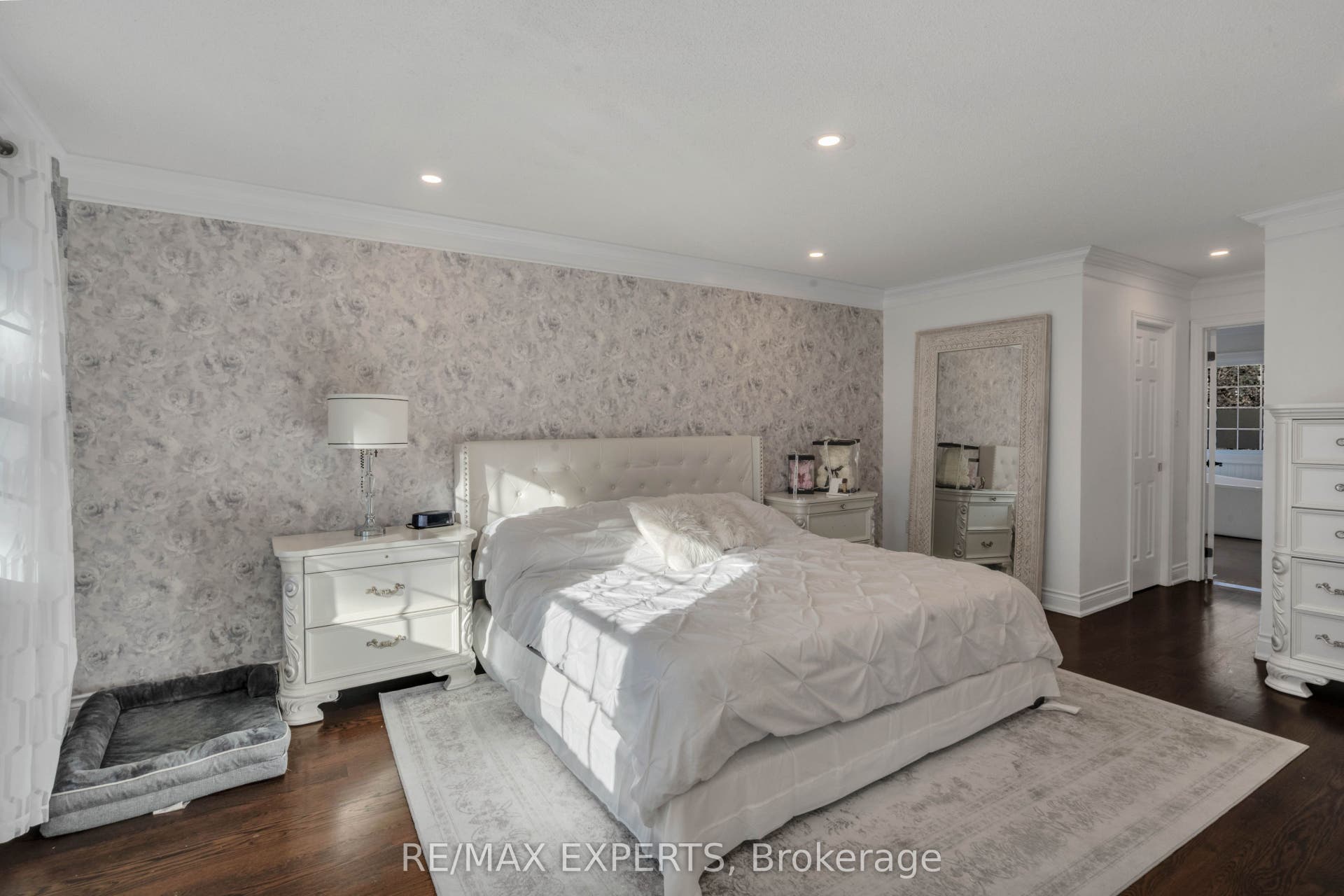 61 Fisher Street, King, York ON L7B 1G3
