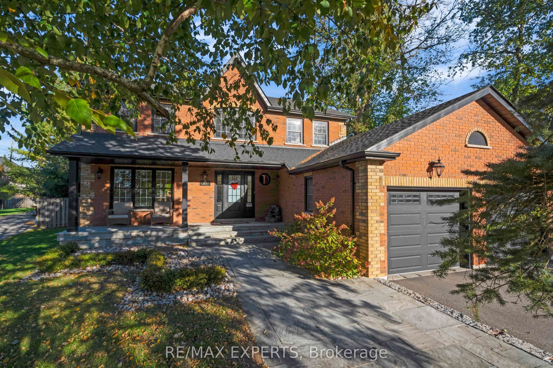 61 Fisher Street, King, York ON L7B 1G3