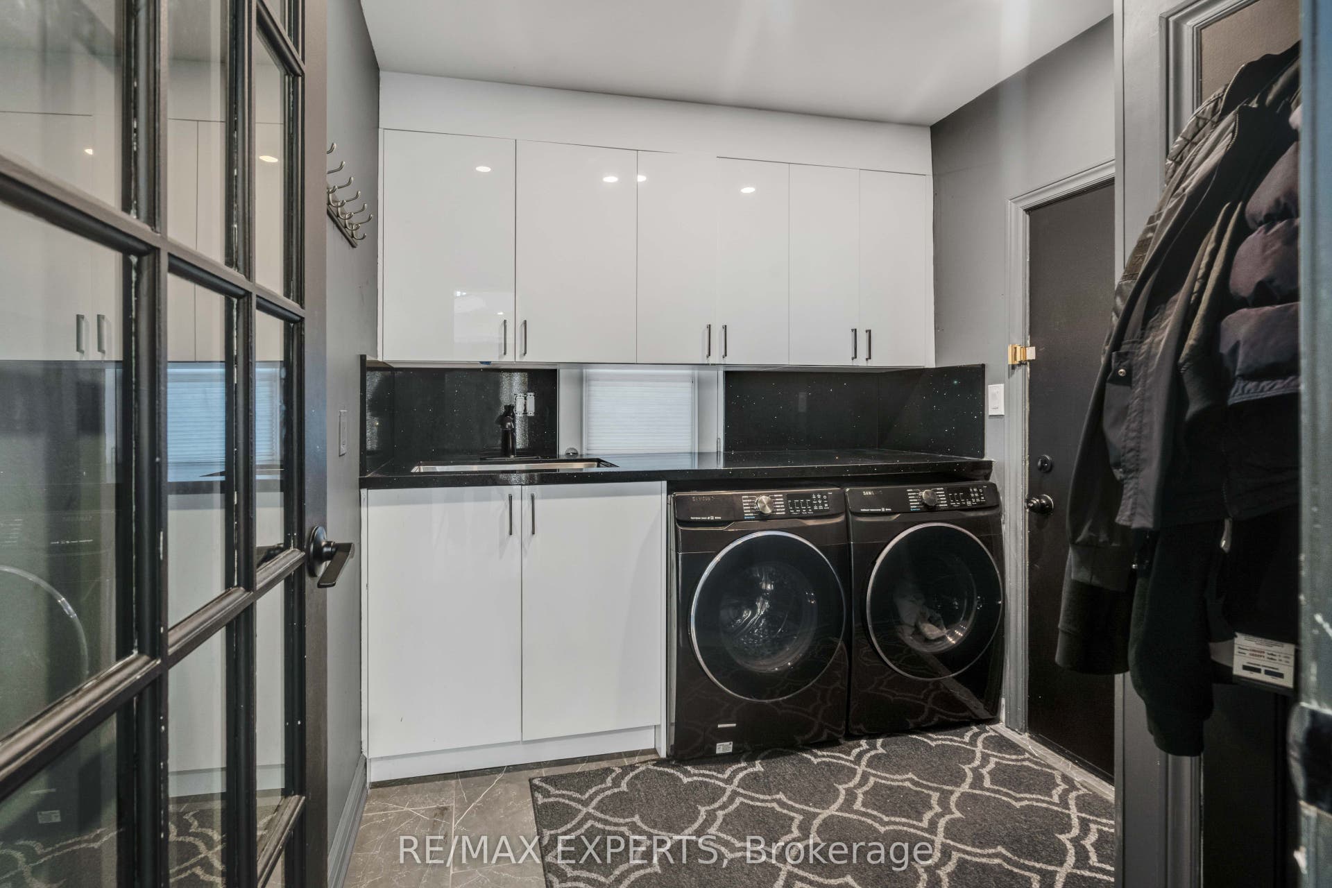 61 Fisher Street, King, York ON L7B 1G3