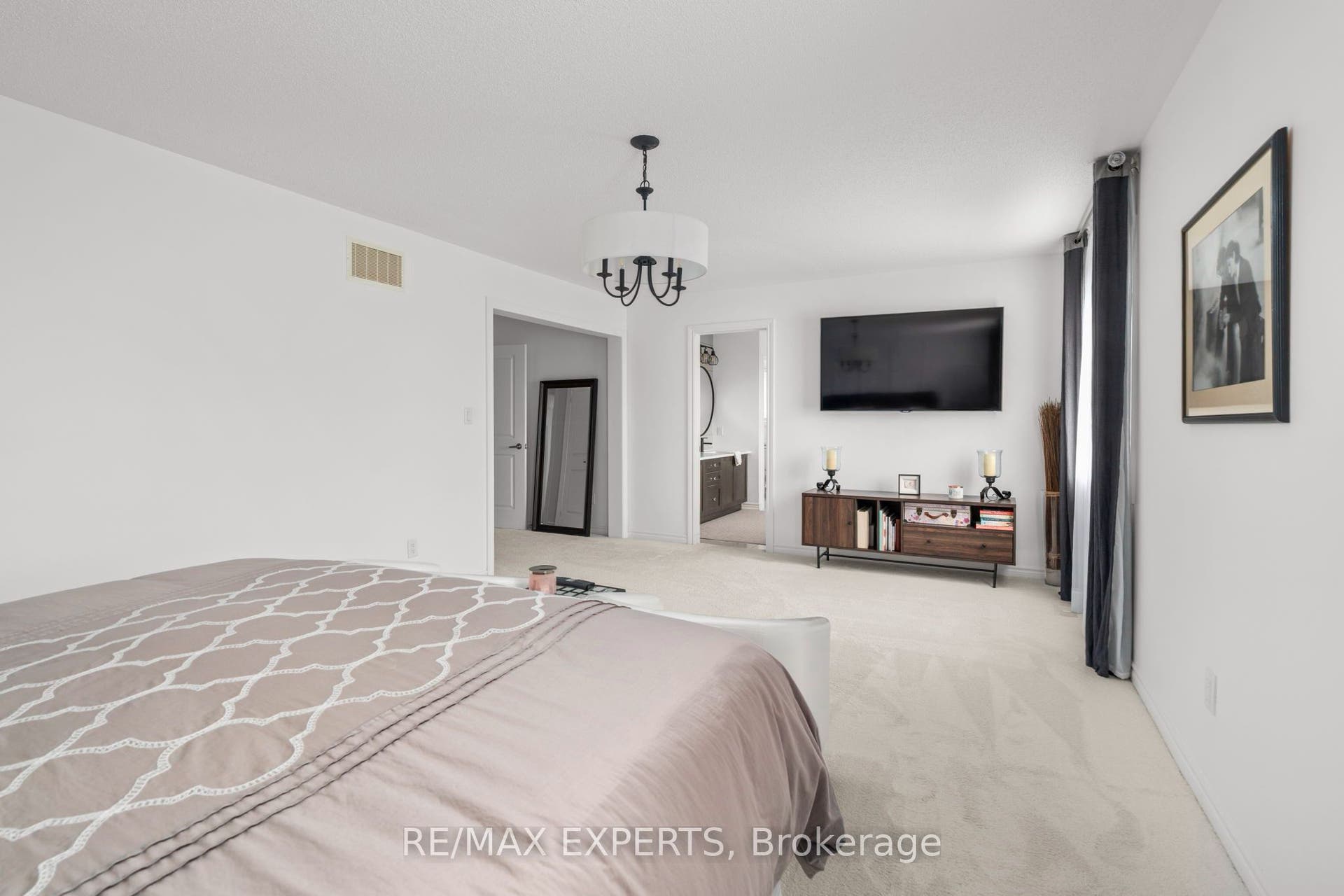 20 Hackett Street, New Tecumseth, New Tecumseth, Simcoe ON L9R 1V2