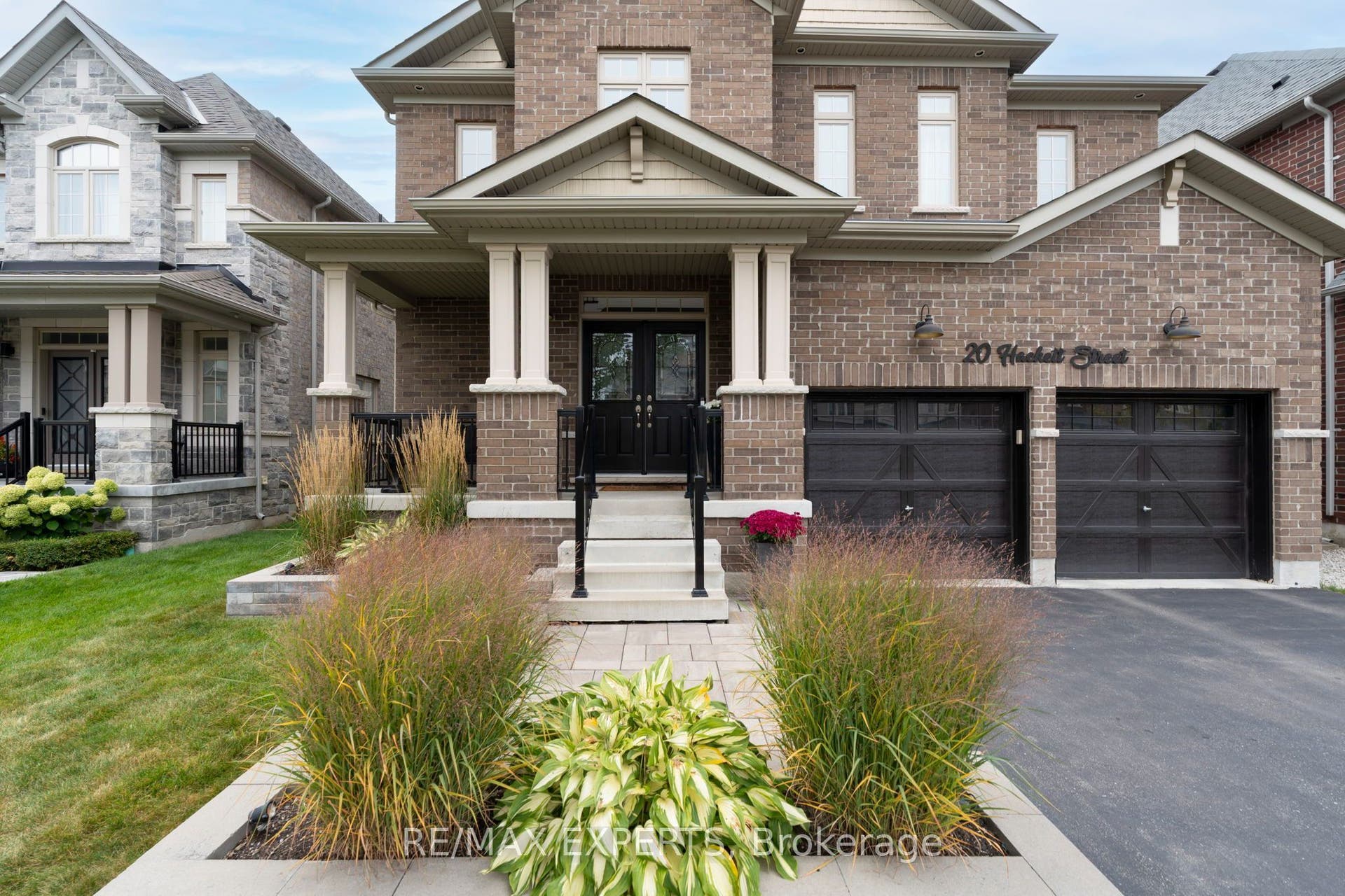 20 Hackett Street, New Tecumseth, New Tecumseth, Simcoe ON L9R 1V2