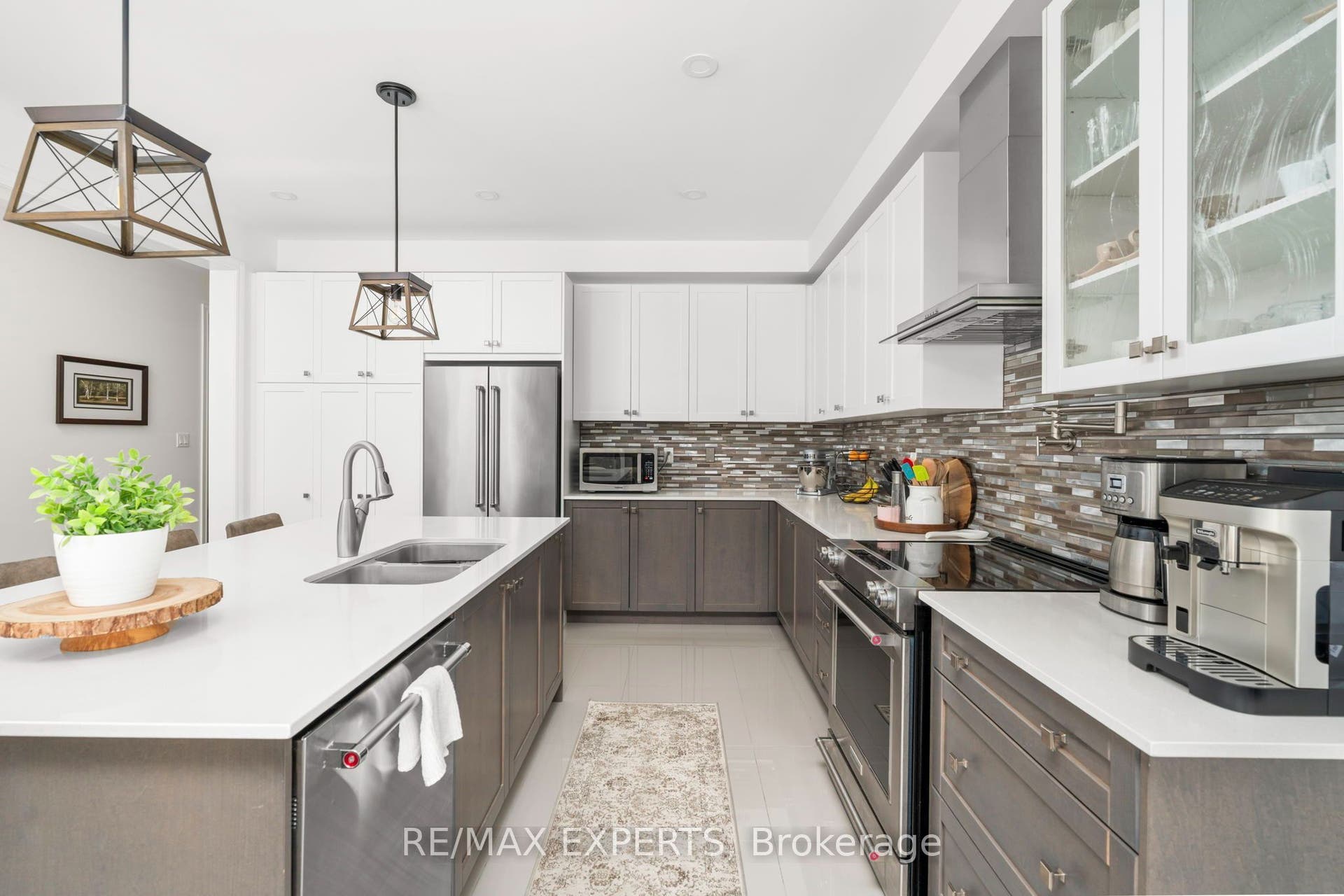 20 Hackett Street, New Tecumseth, New Tecumseth, Simcoe ON L9R 1V2