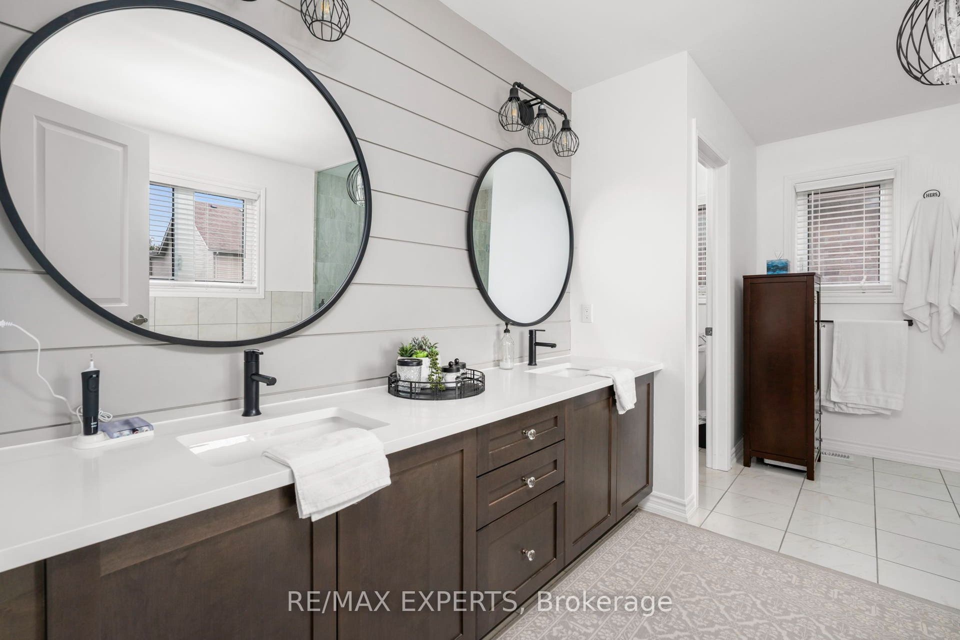 20 Hackett Street, New Tecumseth, New Tecumseth, Simcoe ON L9R 1V2