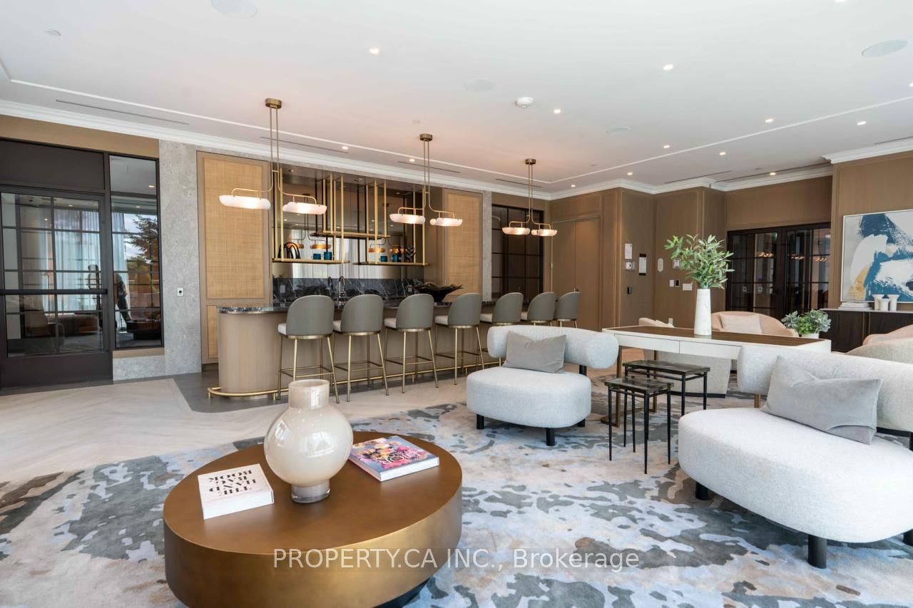 399 Royal Orchard Boulevard, #422, Markham, York ON L3T 0H4