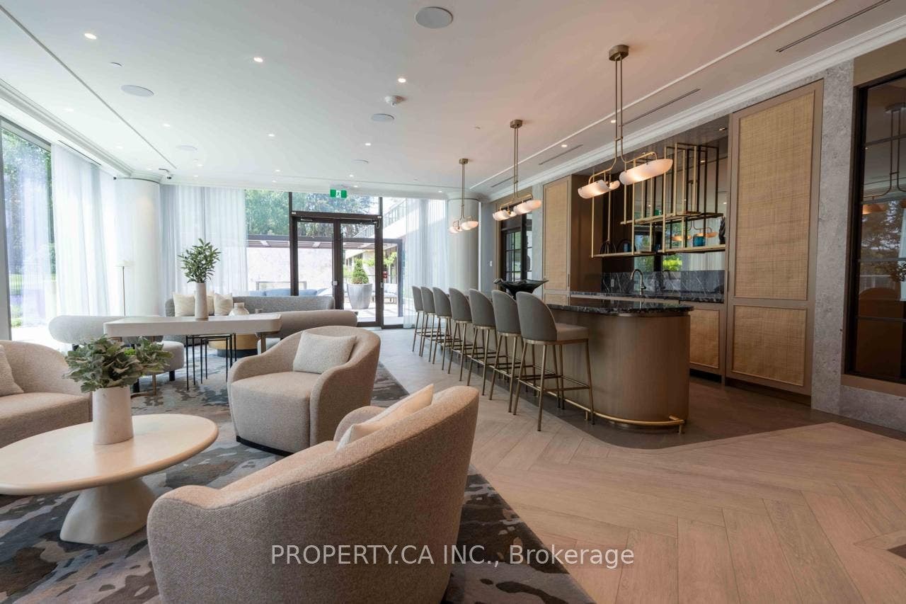 399 Royal Orchard Boulevard, #422, Markham, York ON L3T 0H4