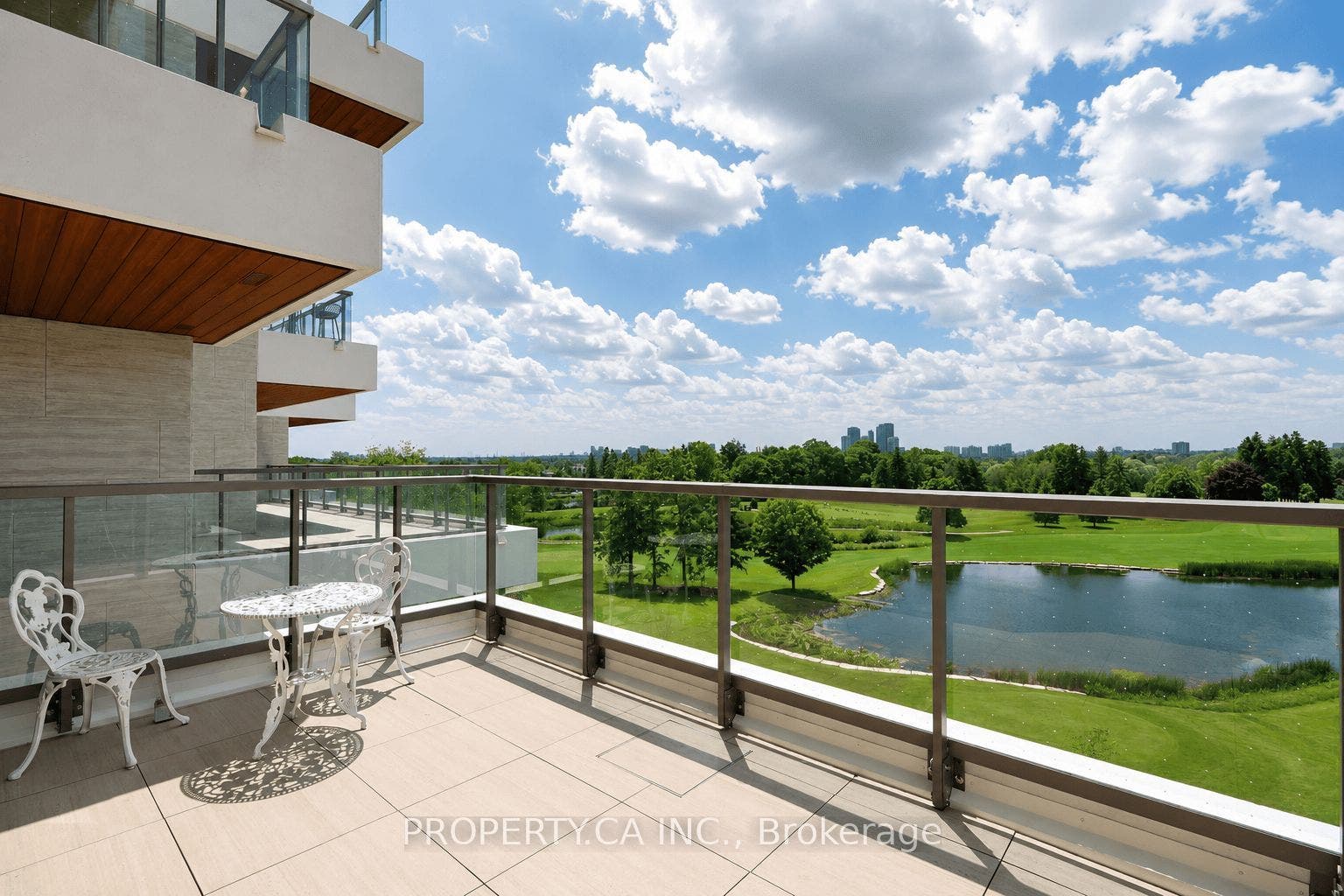 399 Royal Orchard Boulevard, #422, Markham, York ON L3T 0H4