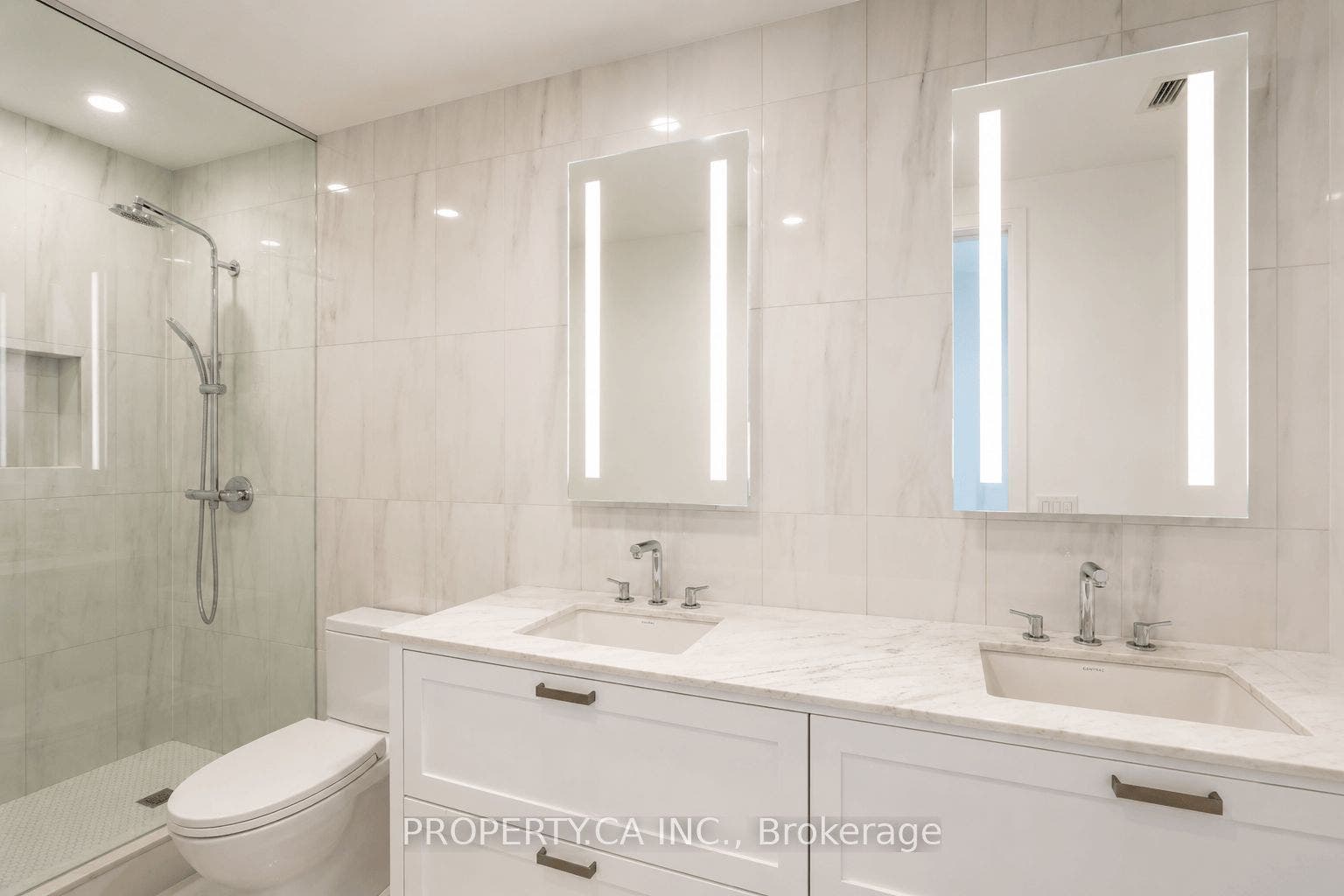 399 Royal Orchard Boulevard, #422, Markham, York ON L3T 0H4