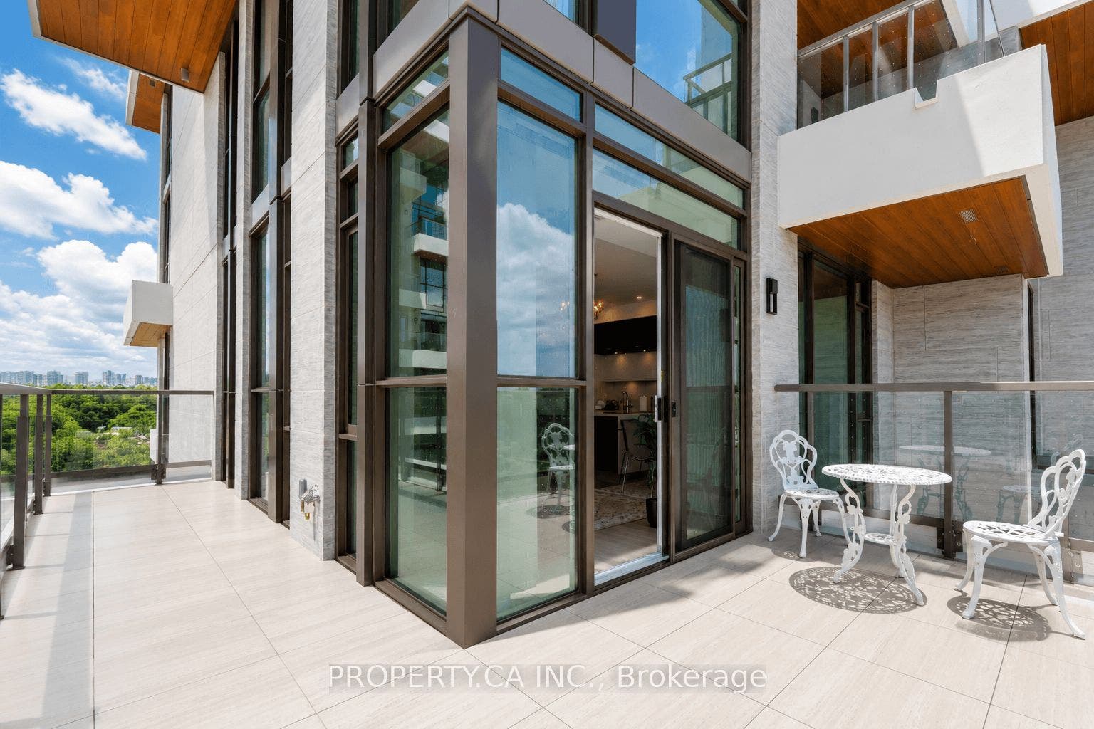 399 Royal Orchard Boulevard, #422, Markham, York ON L3T 0H4