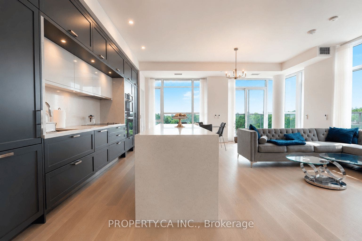 399 Royal Orchard Boulevard, #422, Markham, York ON L3T 0H4