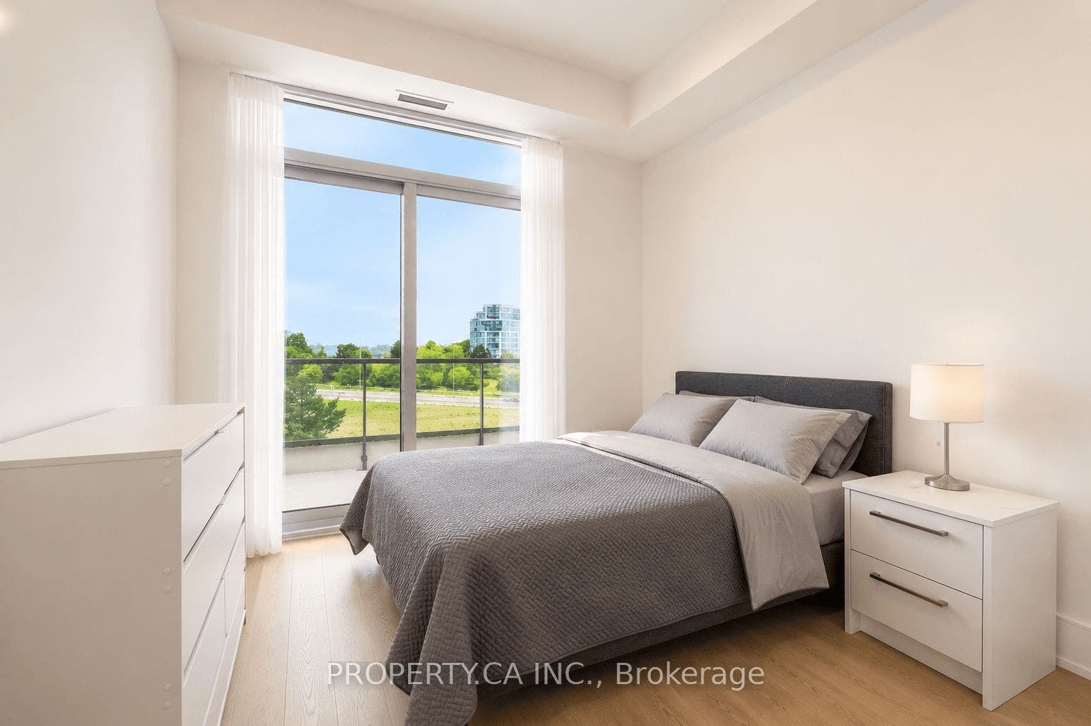 399 Royal Orchard Boulevard, #422, Markham, York ON L3T 0H4
