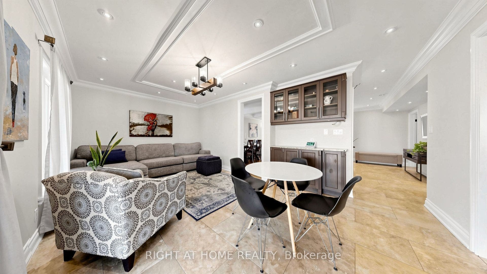 44 Robertson Close, Vaughan, Vaughan, York ON L6A 2H1