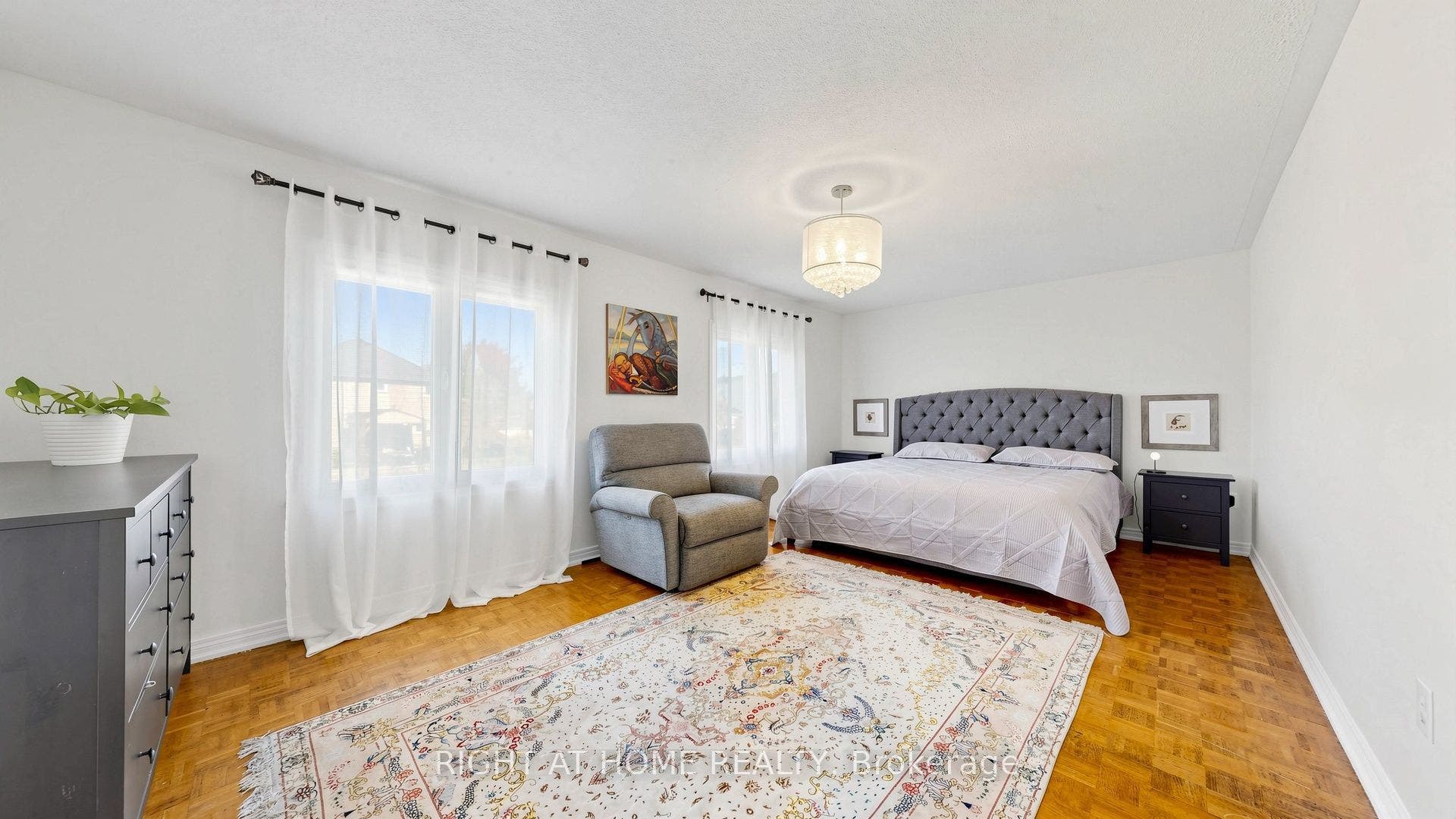 44 Robertson Close, Vaughan, Vaughan, York ON L6A 2H1
