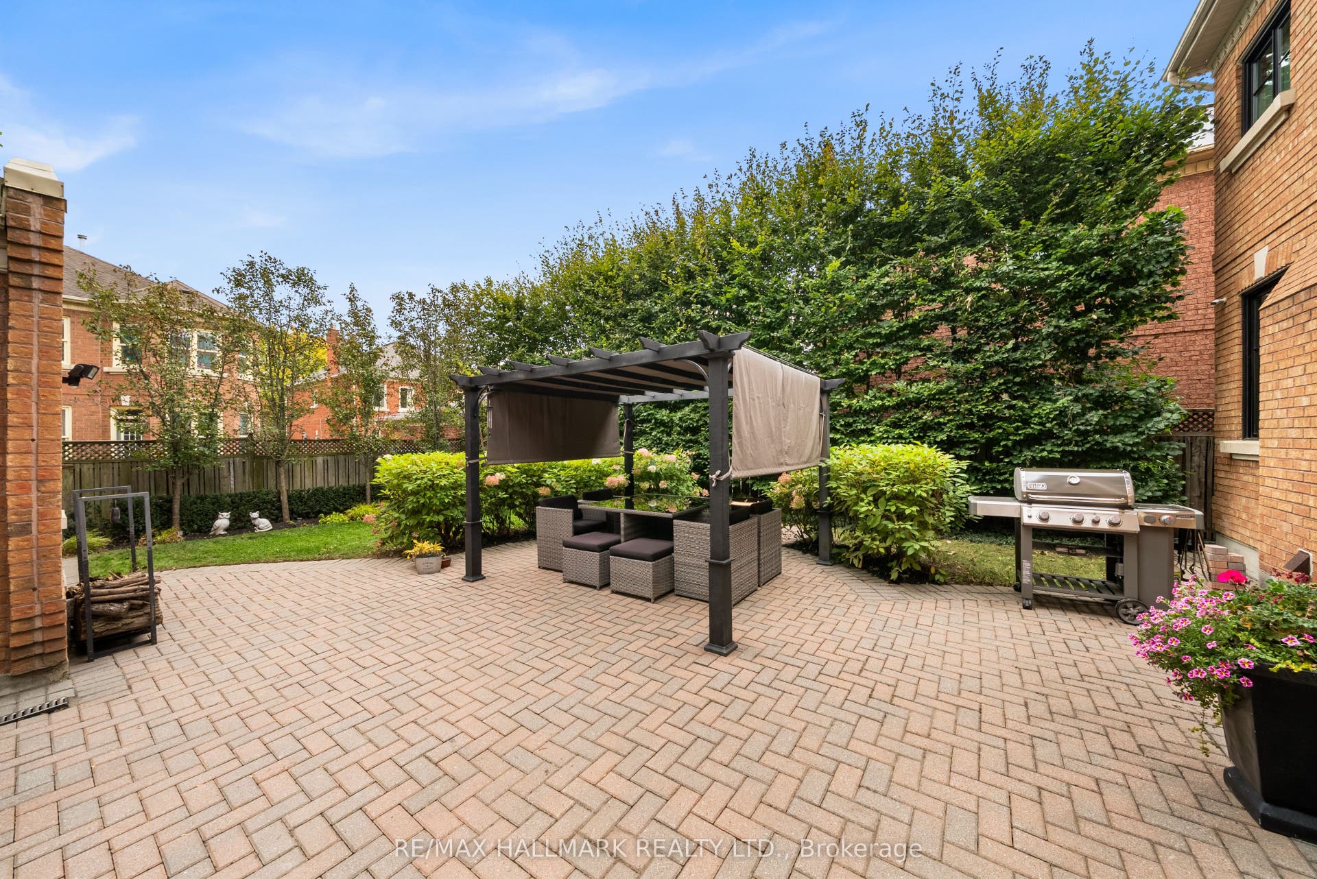 54 Theobalds Circle, Richmond Hill, York ON L4C 9C9