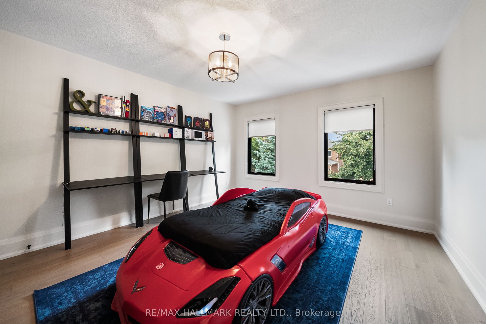 54 Theobalds Circle, Richmond Hill, York ON L4C 9C9