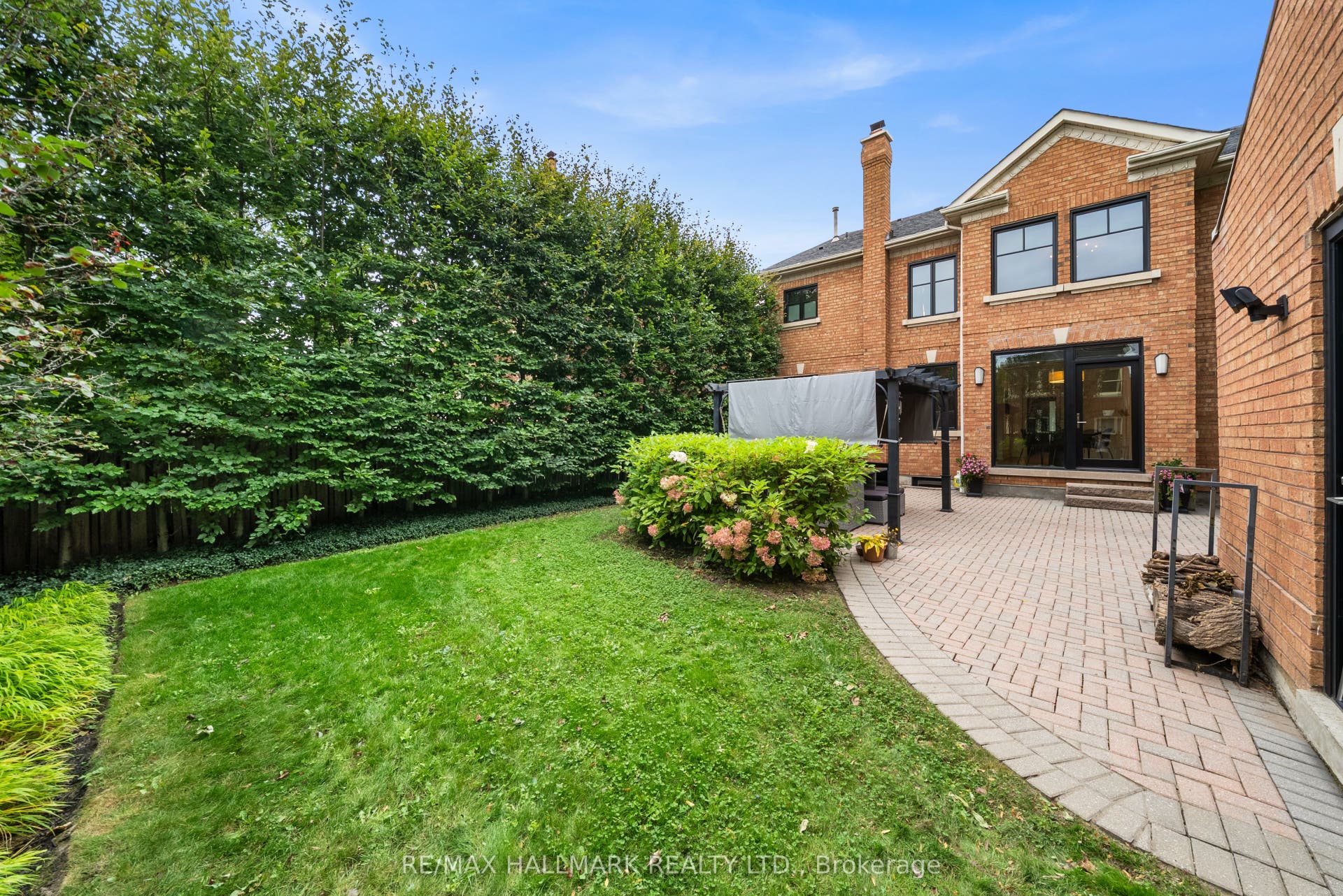 54 Theobalds Circle, Richmond Hill, York ON L4C 9C9