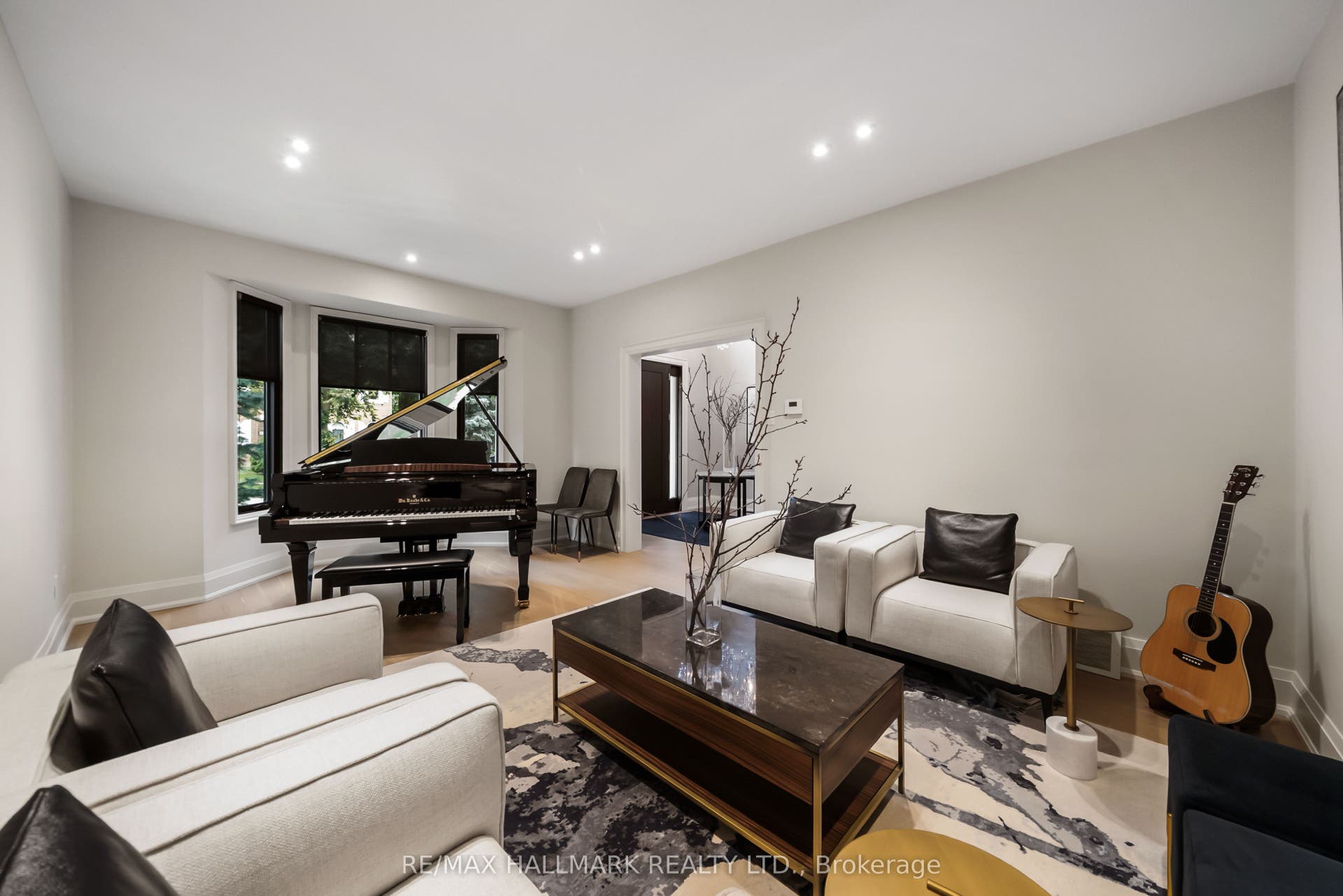 54 Theobalds Circle, Richmond Hill, York ON L4C 9C9