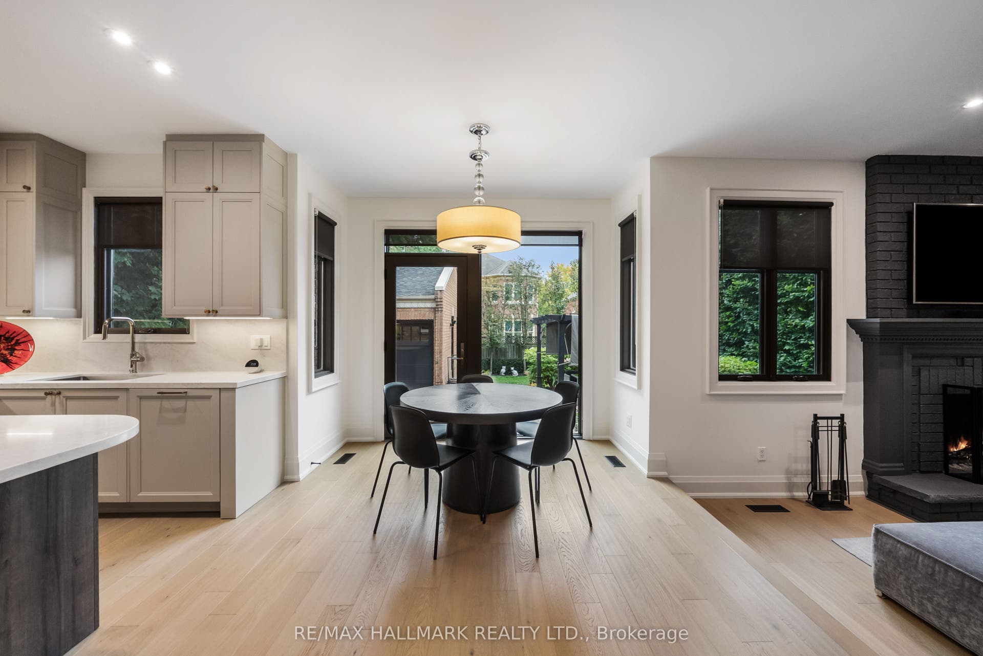 54 Theobalds Circle, Richmond Hill, York ON L4C 9C9