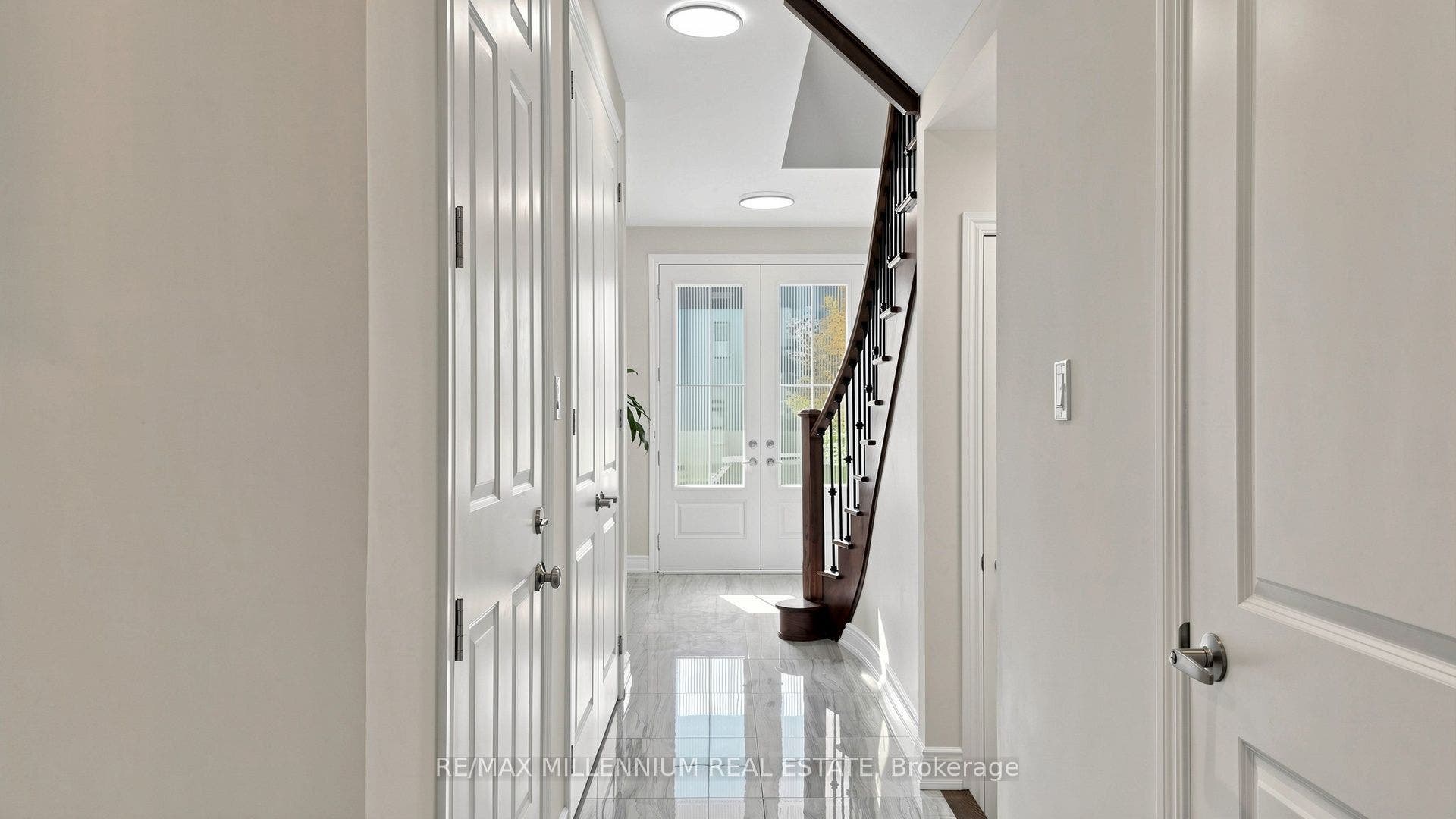327 Mactier Drive, Vaughan, York ON L4H 4R1