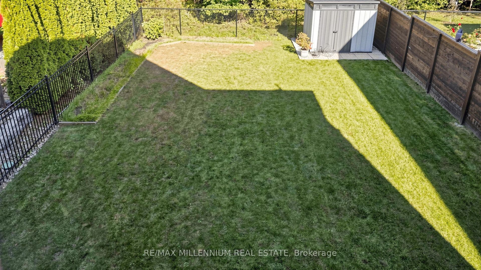 327 Mactier Drive, Vaughan, York ON L4H 4R1