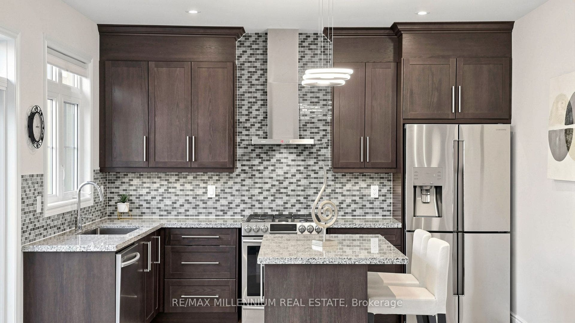 327 Mactier Drive, Vaughan, York ON L4H 4R1
