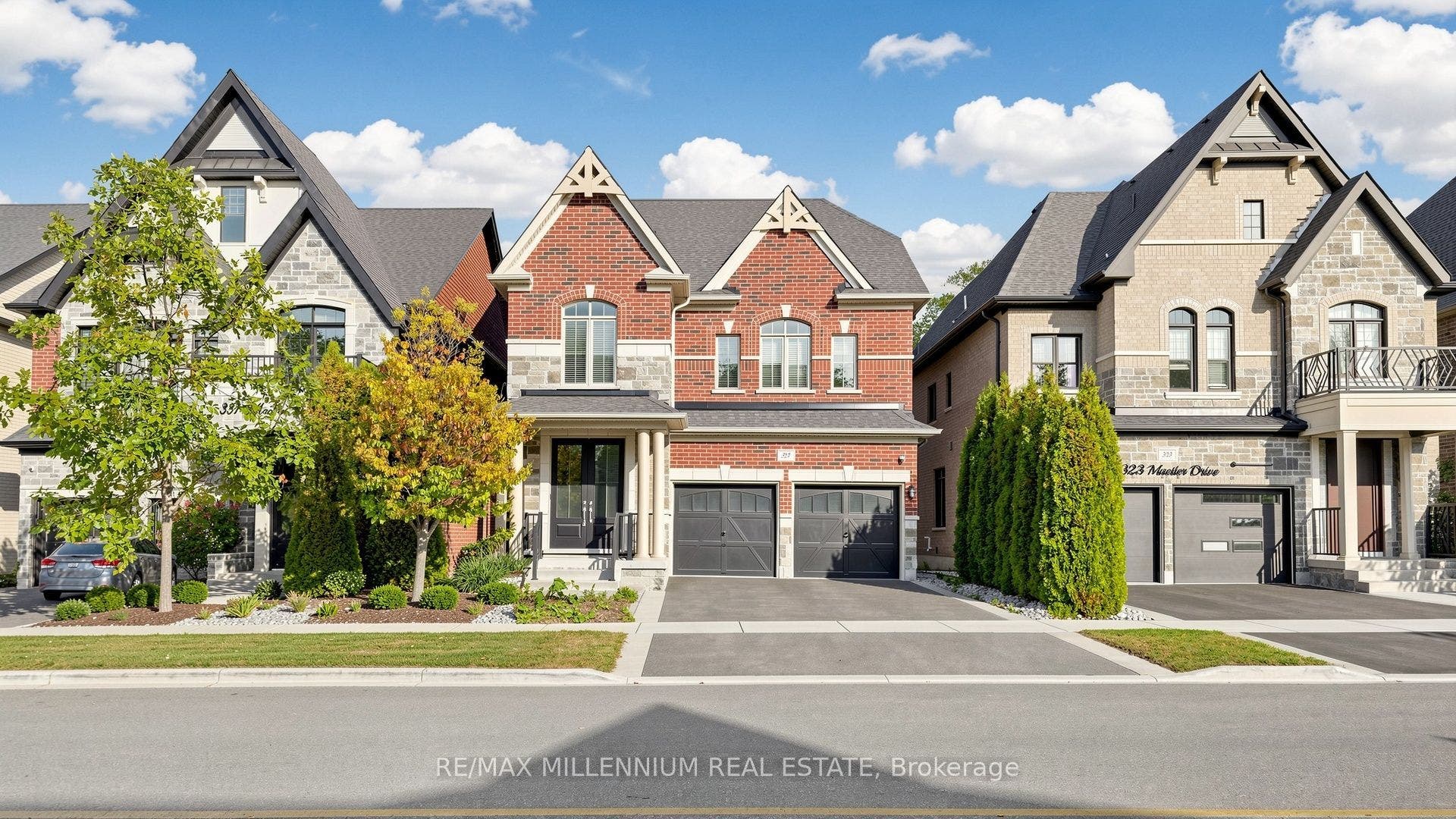 327 Mactier Drive, Vaughan, York ON L4H 4R1