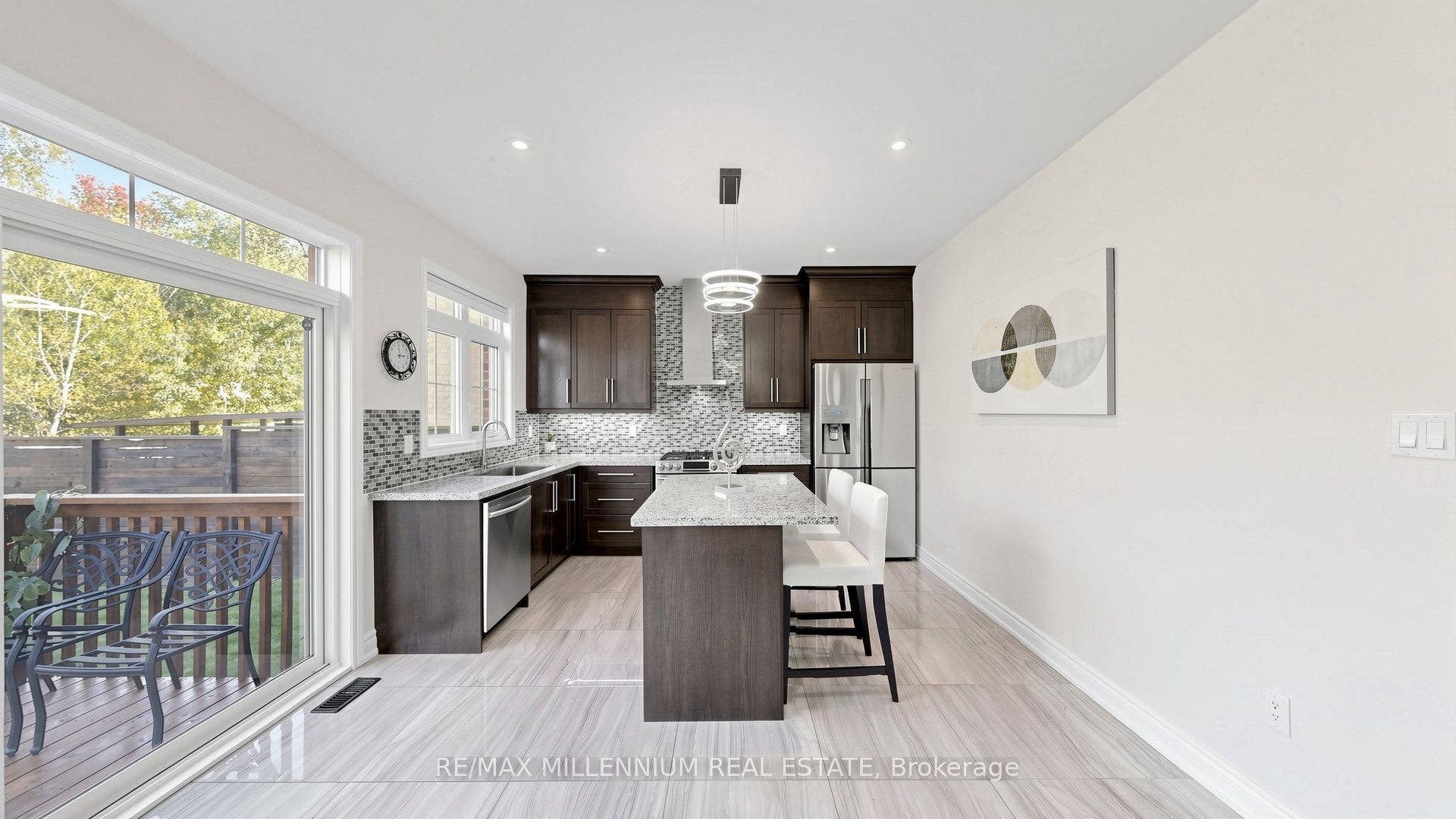 327 Mactier Drive, Vaughan, York ON L4H 4R1