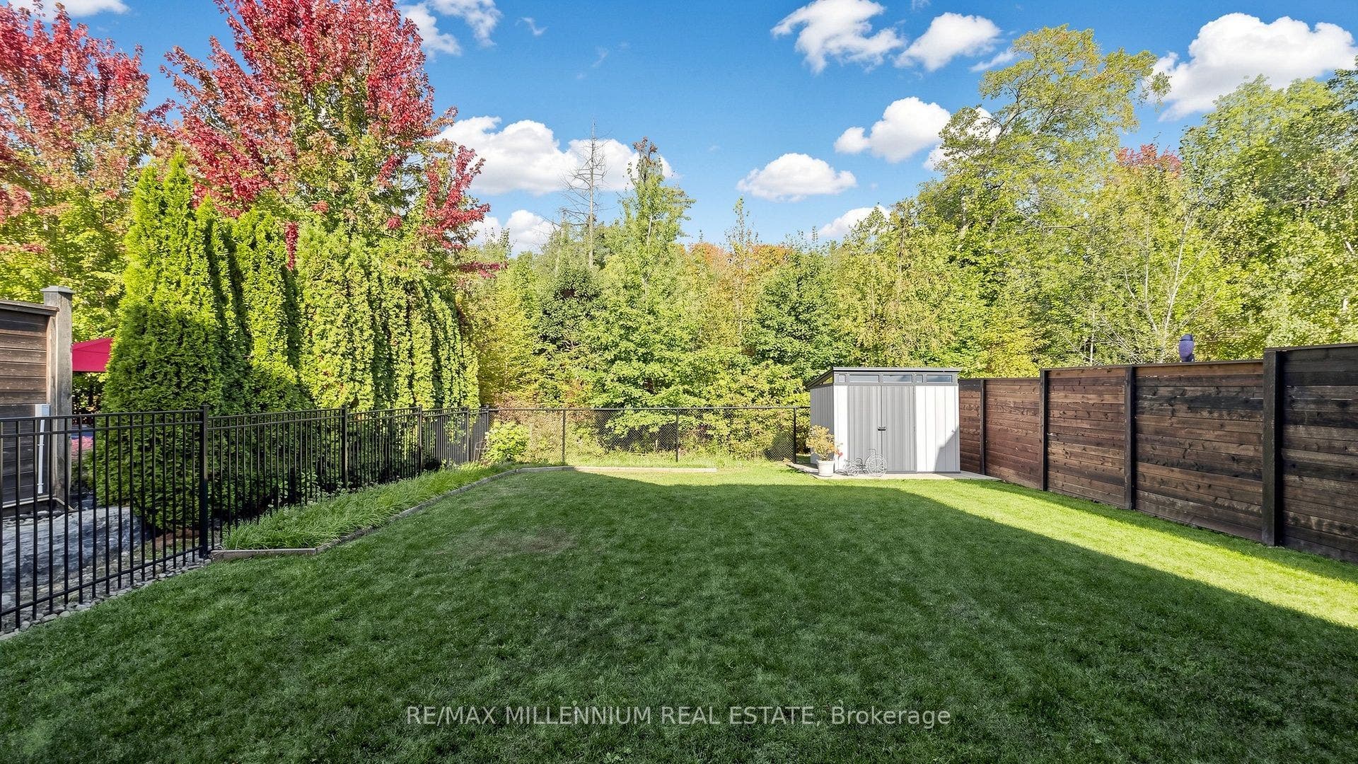 327 Mactier Drive, Vaughan, York ON L4H 4R1