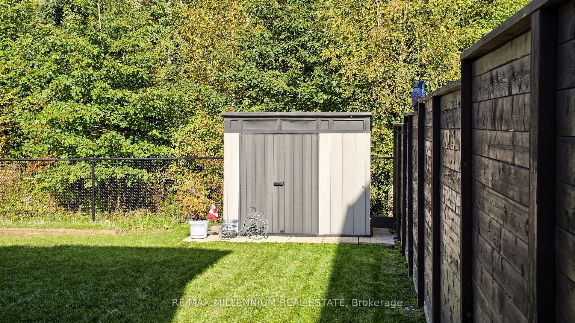 327 Mactier Drive, Vaughan, York ON L4H 4R1