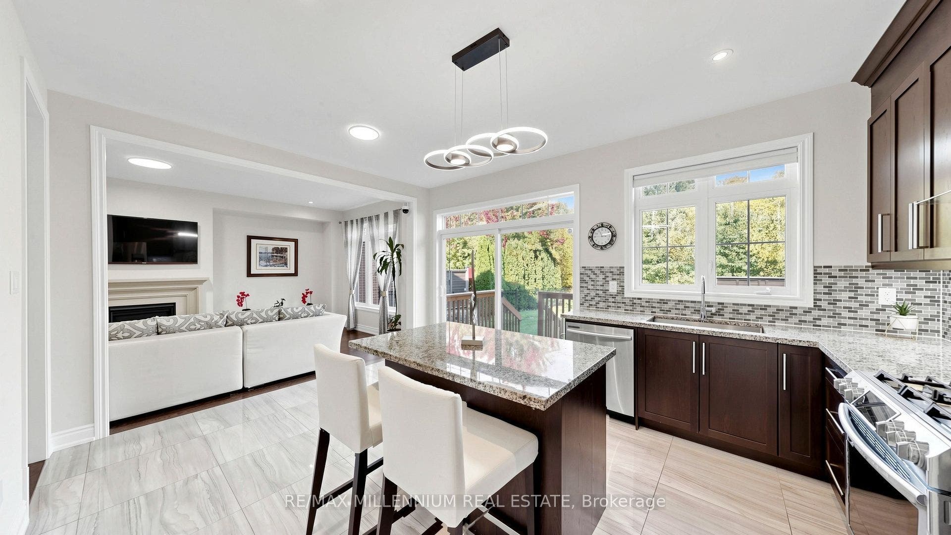 327 Mactier Drive, Vaughan, York ON L4H 4R1