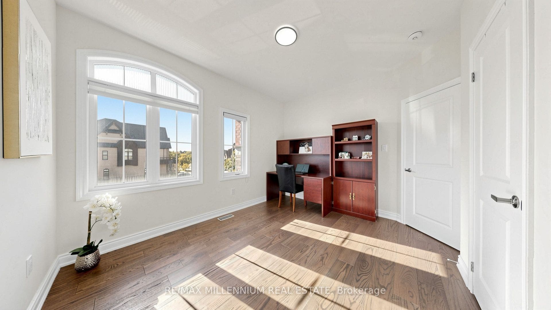 327 Mactier Drive, Vaughan, York ON L4H 4R1