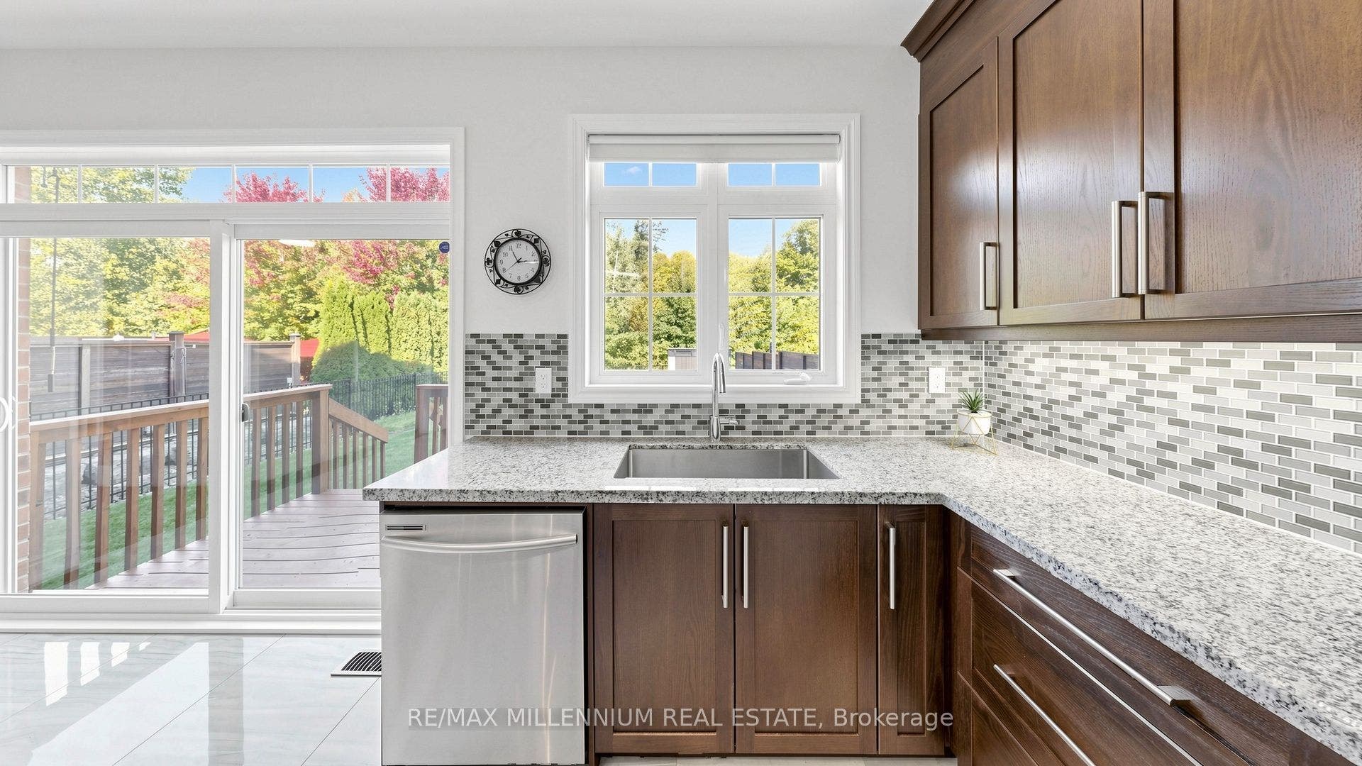 327 Mactier Drive, Vaughan, York ON L4H 4R1
