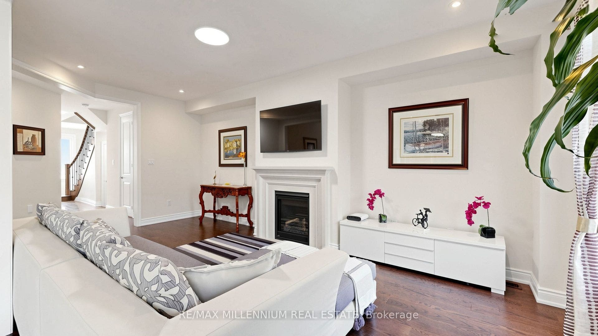327 Mactier Drive, Vaughan, York ON L4H 4R1