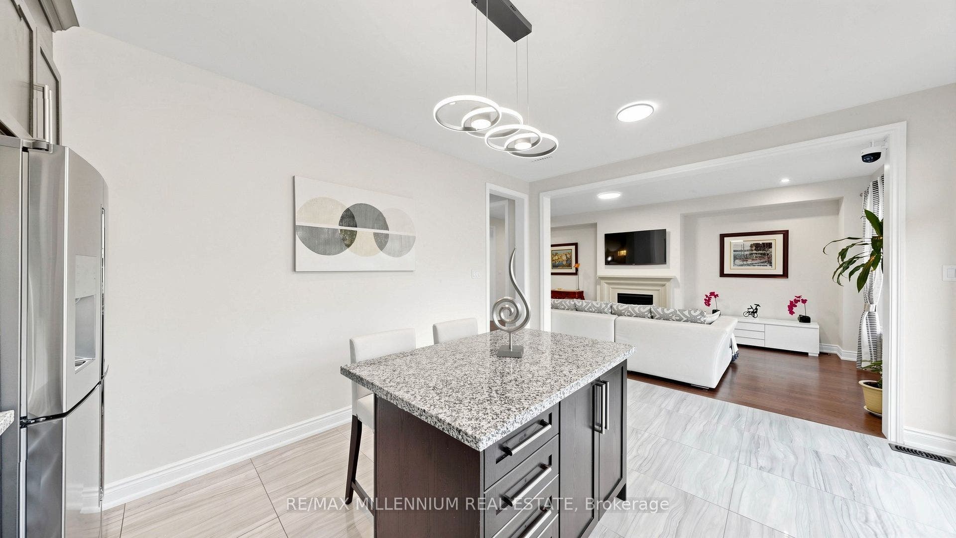 327 Mactier Drive, Vaughan, York ON L4H 4R1
